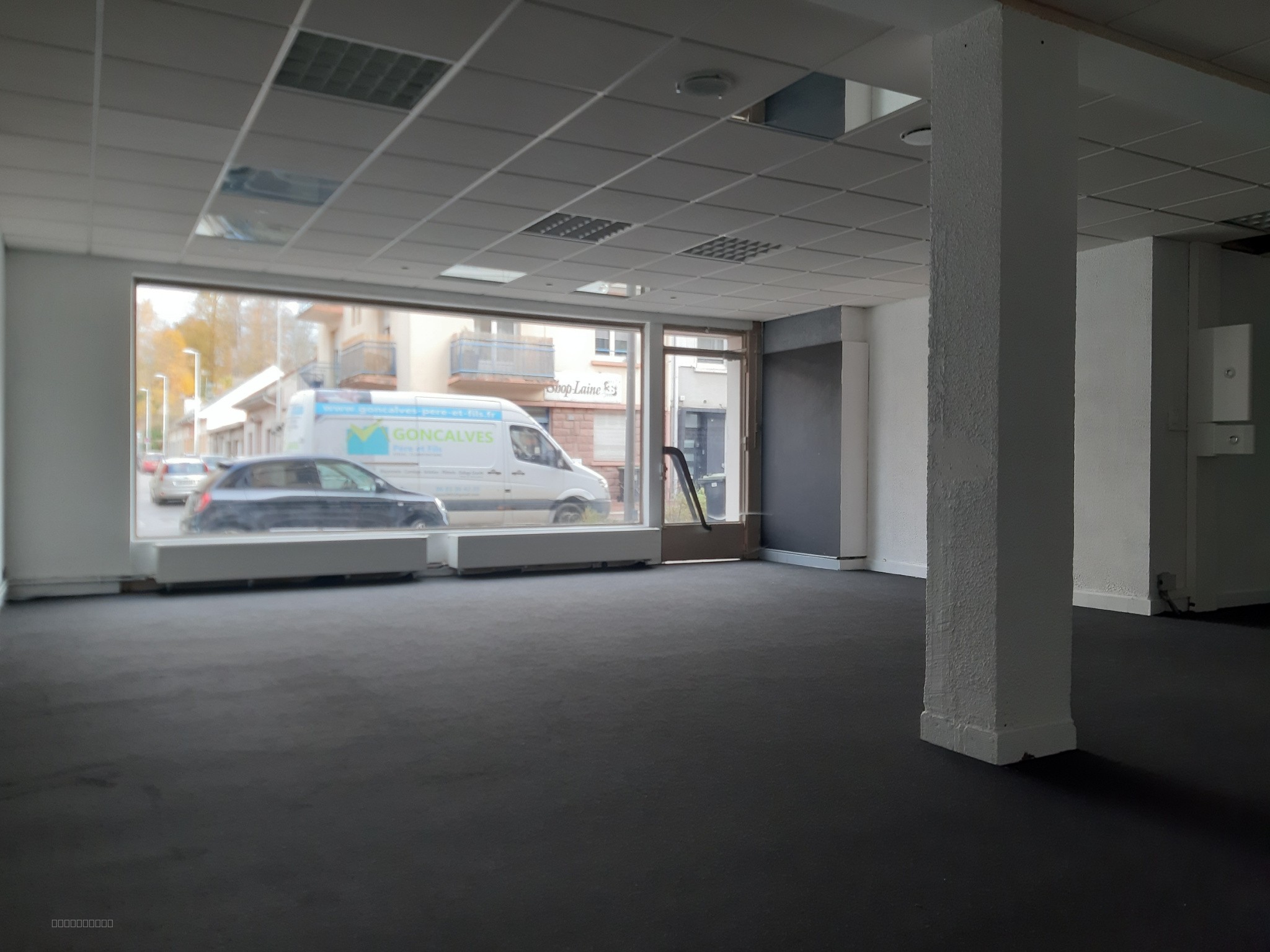 Local Professionnel de 70m2, 24 rue Dauphine 88100 Saint-Dié — photo 2