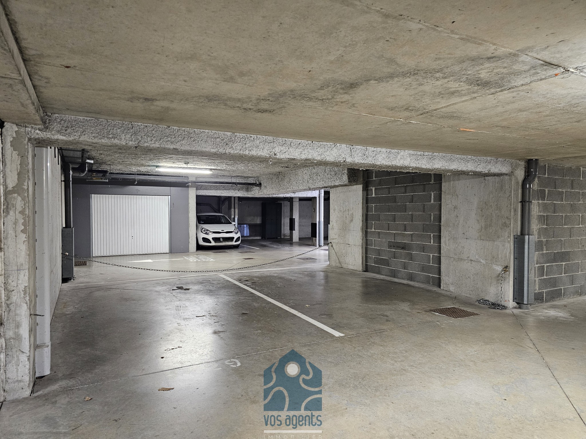 Appartement 5 pièces avec stationnements — photo 10