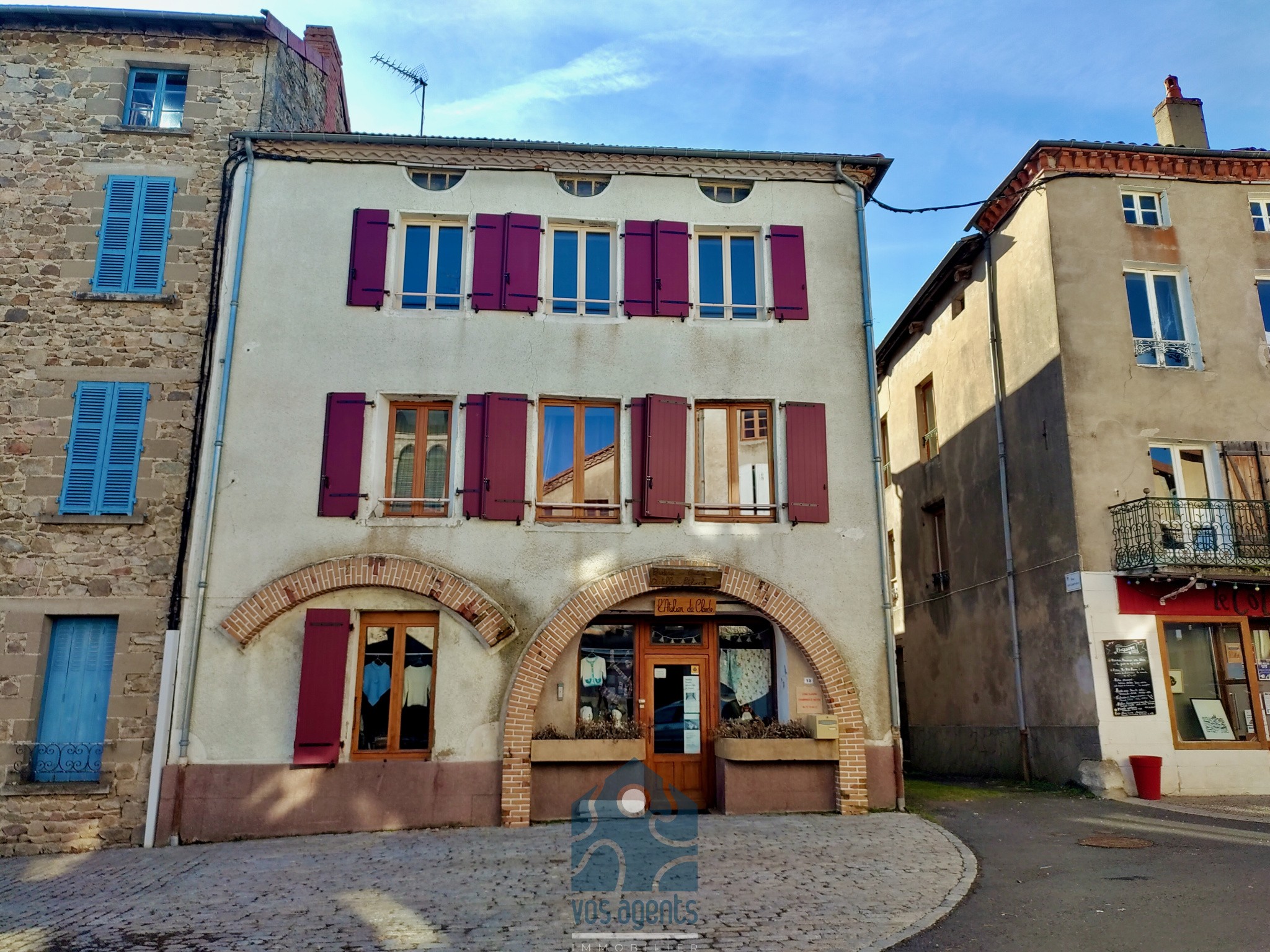 Ensemble immobilier 2 habitations et garage — photo 2