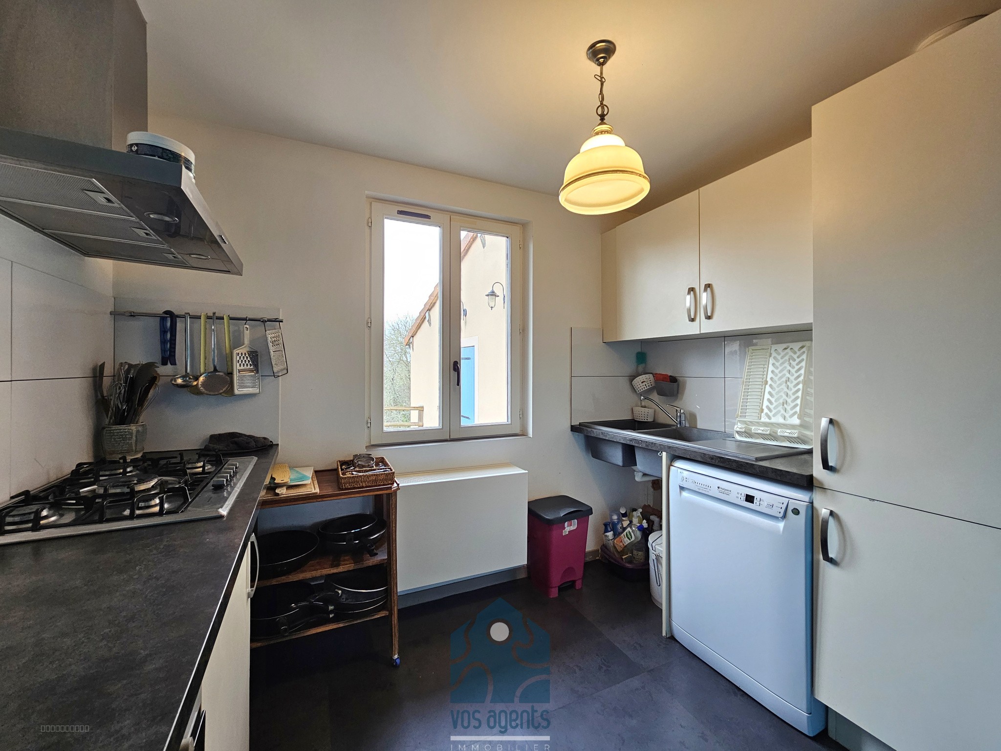 Propriété 9 pièces avec gîte et partie privative, grange, piscine et annexes — photo 6