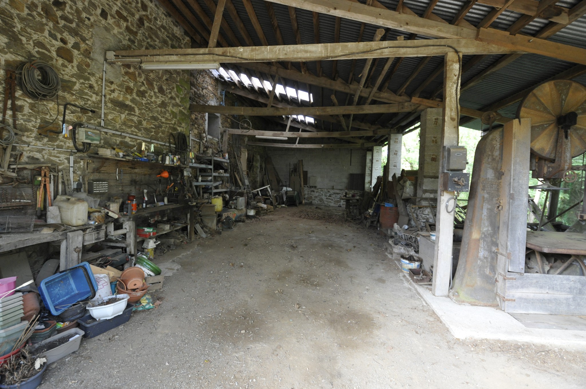 Grande maison en pierre avec grange proche Le VIGEN — photo 8