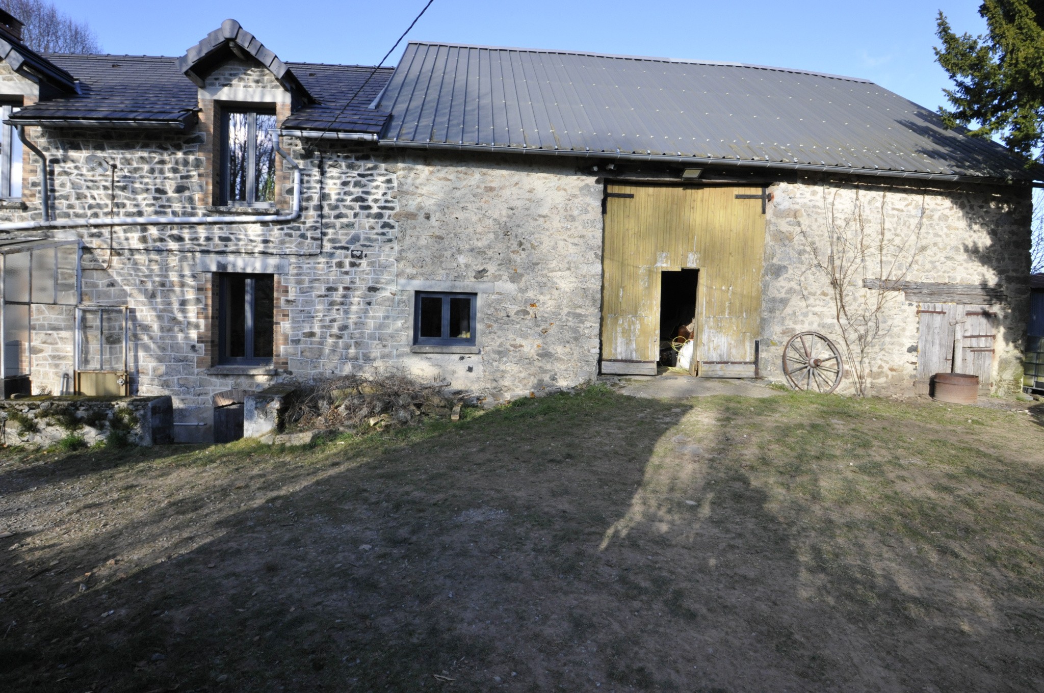 Propriété en Pierre avec Dépendances sur St paul — photo 2