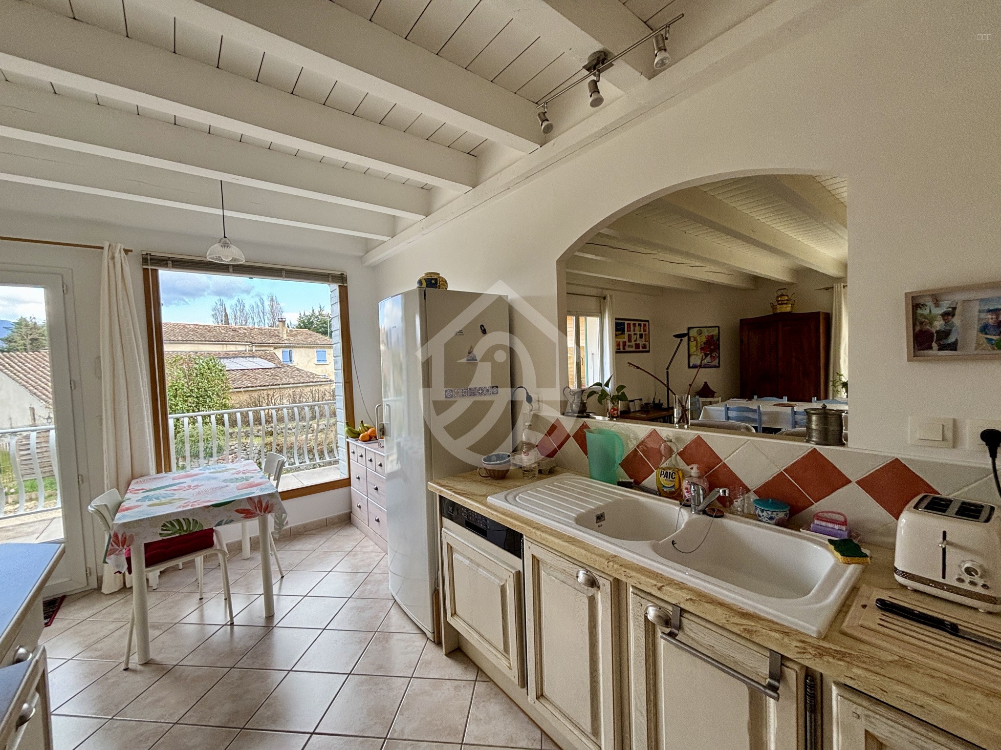 UPIE - CENTRE VILLAGE : VILLA D'ARCHITECTE - 6 PIÈCES - SOUS-SOL — photo 13