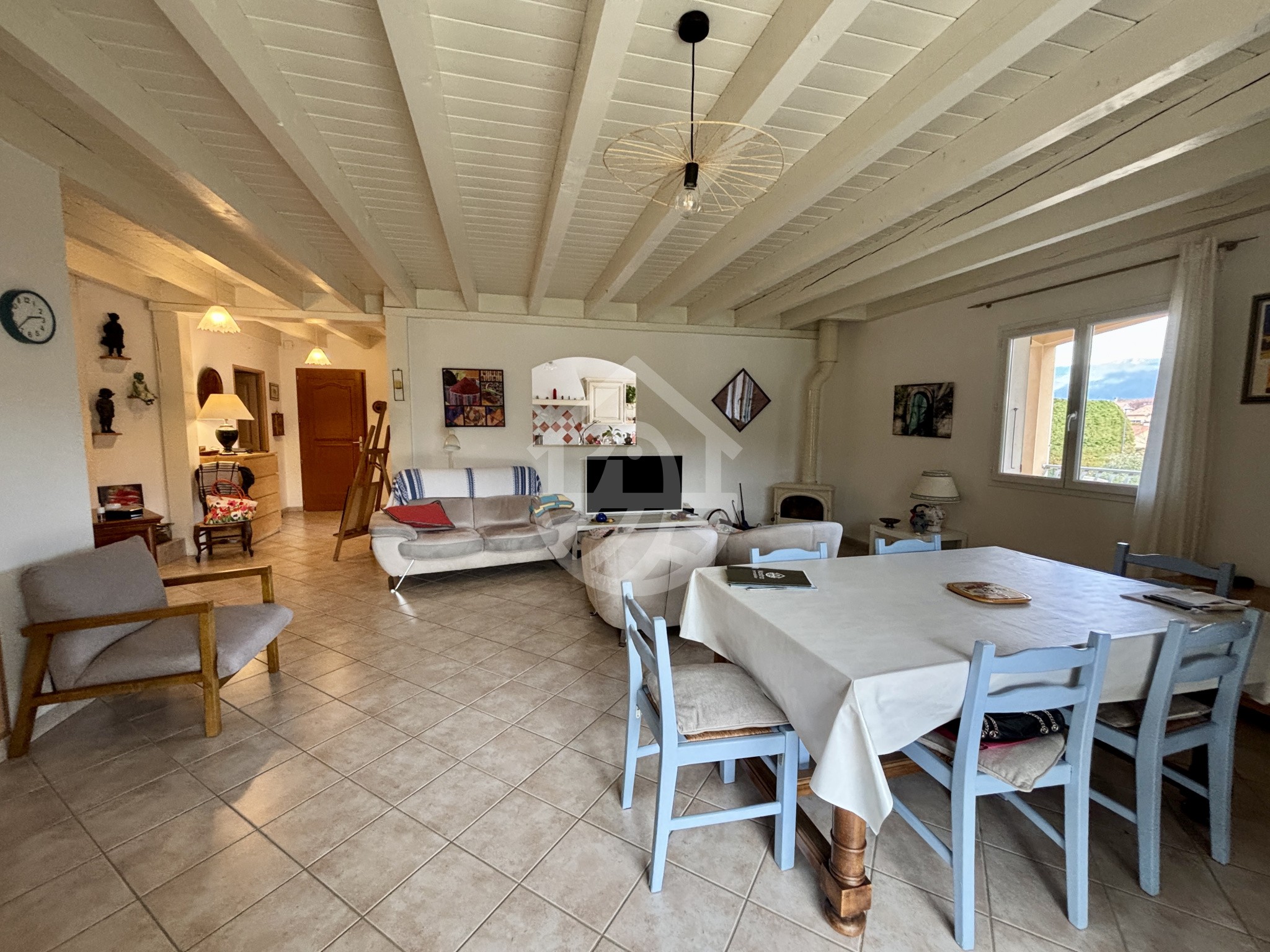 UPIE - CENTRE VILLAGE : VILLA D'ARCHITECTE - 6 PIÈCES - SOUS-SOL — photo 10