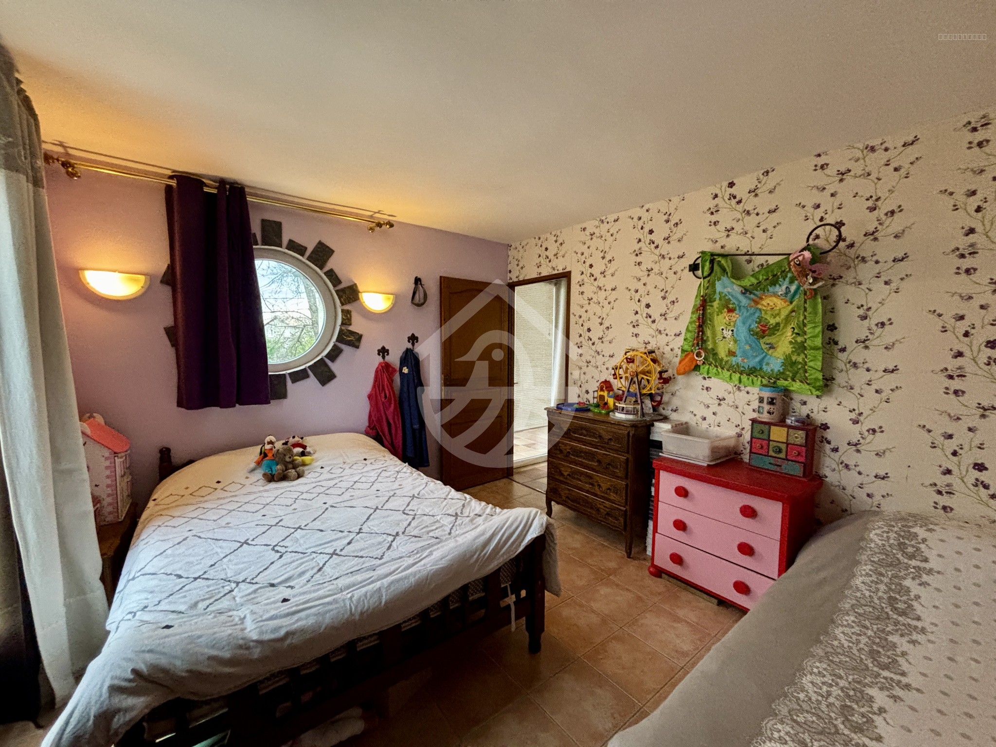 LIVRON-SUR-DROME : MAISON D'ARCHITECTE - 7 PIÈCES - PISCINE INTÉRIEURE — photo 15