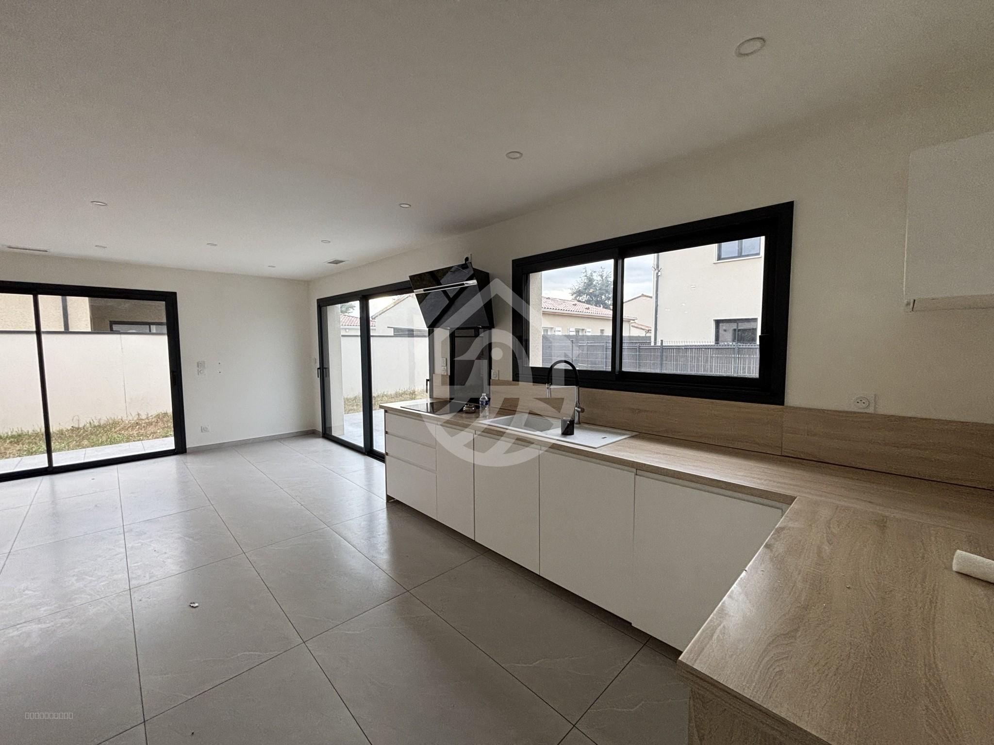 ROMANS-SUR-ISÈRE : Villa de plain pied - 3 chambres - Garage — photo 8