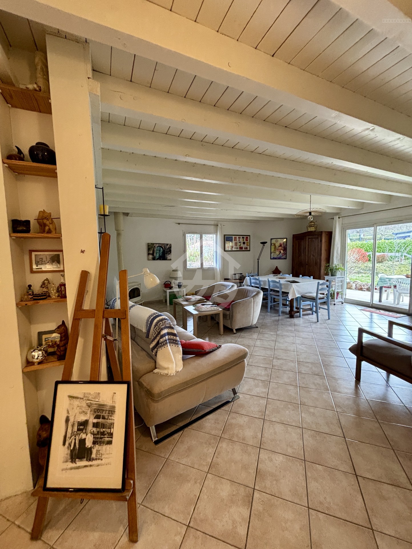 UPIE - CENTRE VILLAGE : VILLA D'ARCHITECTE - 6 PIÈCES - SOUS-SOL — photo 9