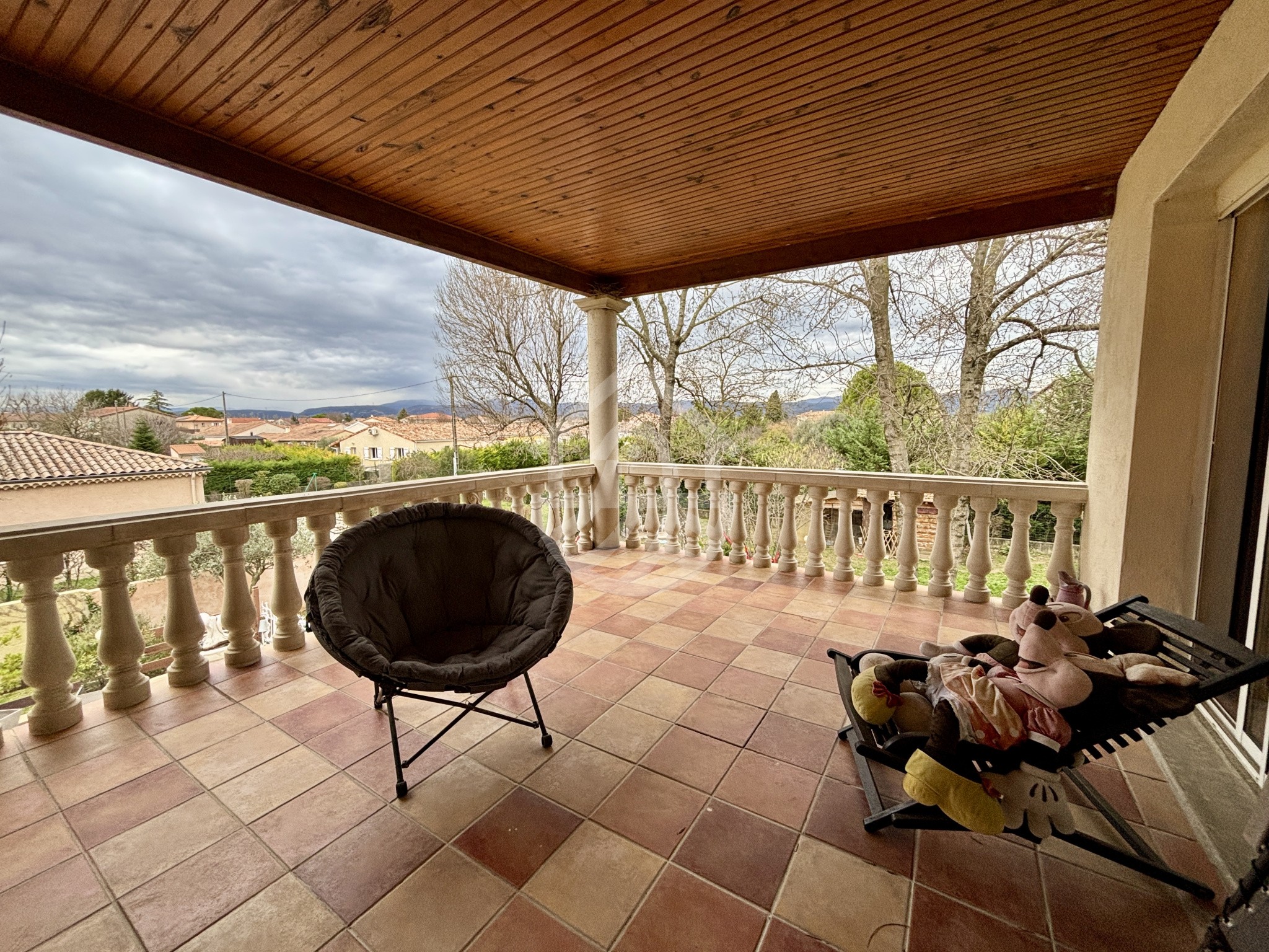 LIVRON-SUR-DROME : MAISON D'ARCHITECTE - 7 PIÈCES - PISCINE INTÉRIEURE — photo 18