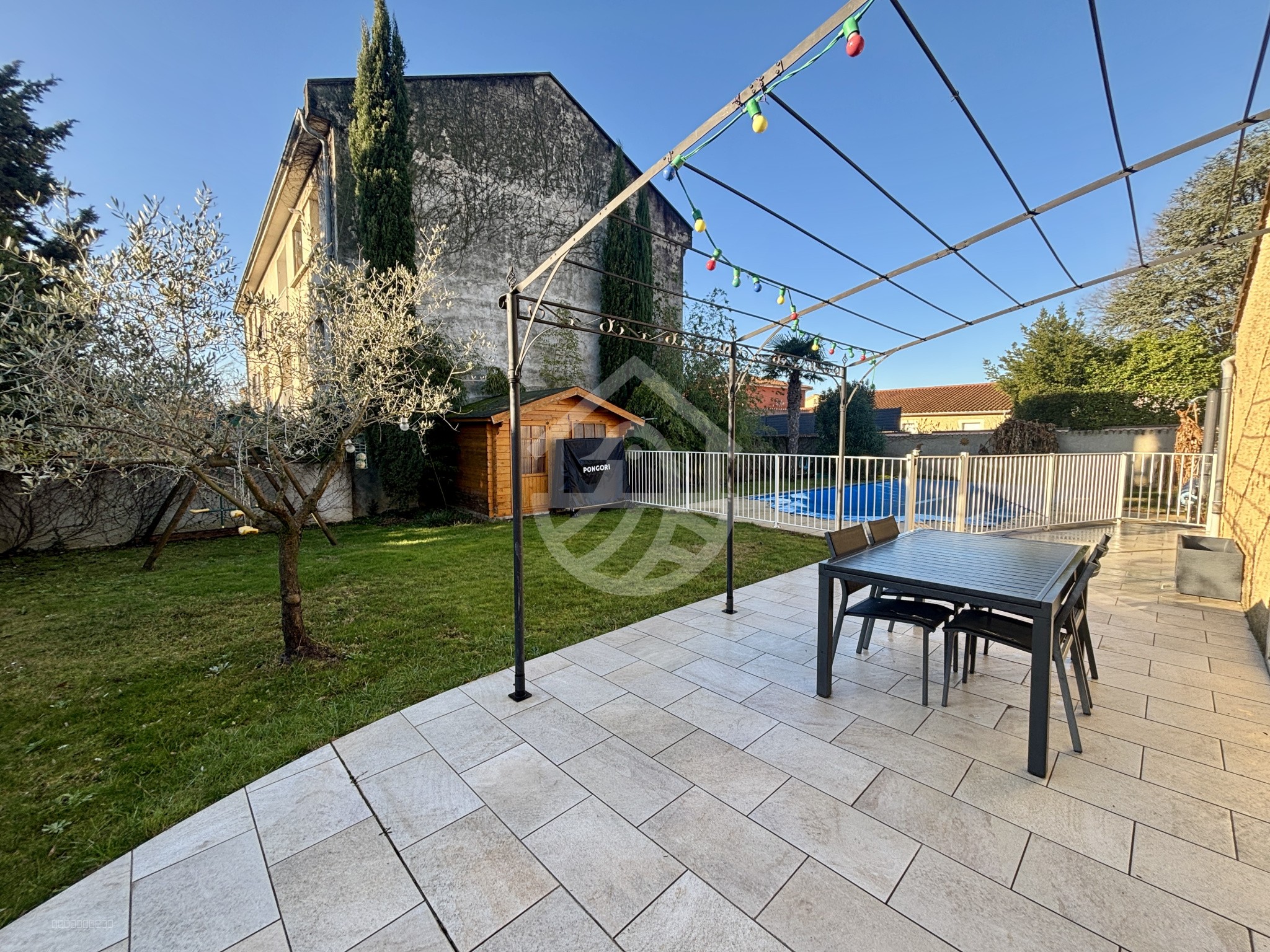 BOURG-LÈS-VALENCE : VILLA DE PLAIN PIED - PISCINE - DÉPENDANCES — photo 6