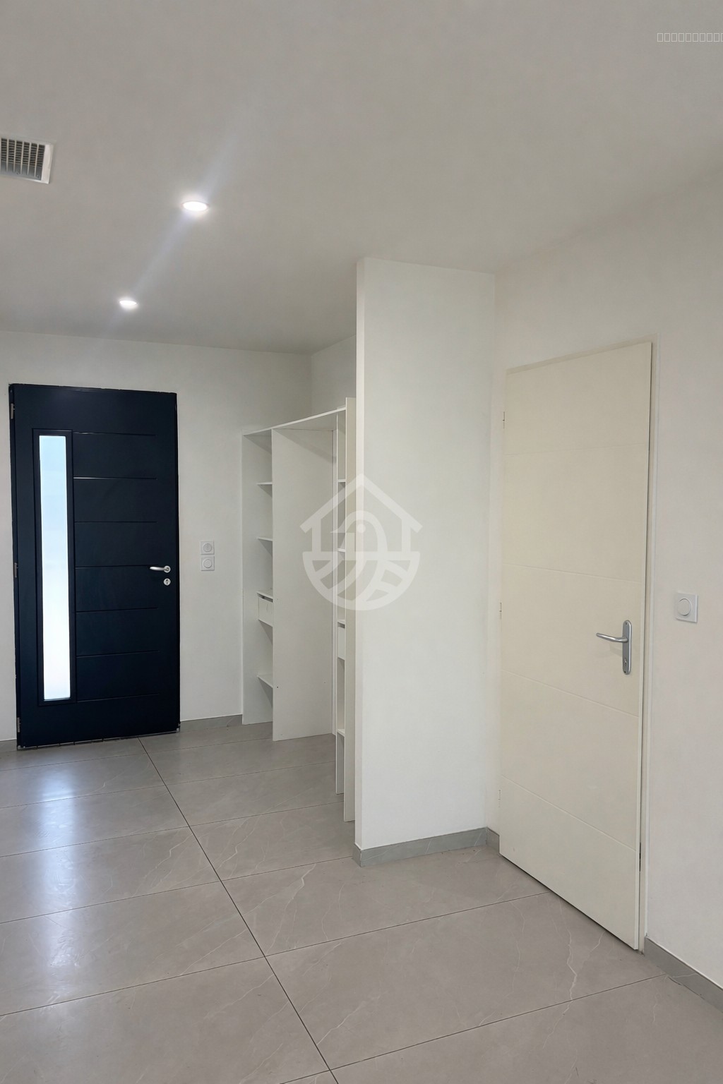 ROMANS-SUR-ISÈRE : Villa de plain pied - 3 chambres - Garage — photo 9