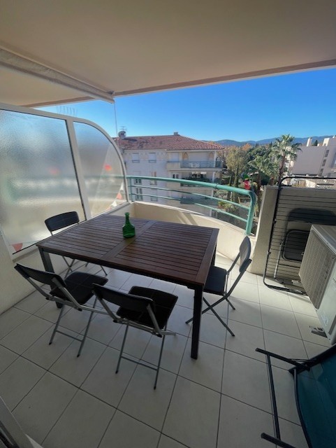 Appartement avec terrasse en vente à Fréjus — photo 3
