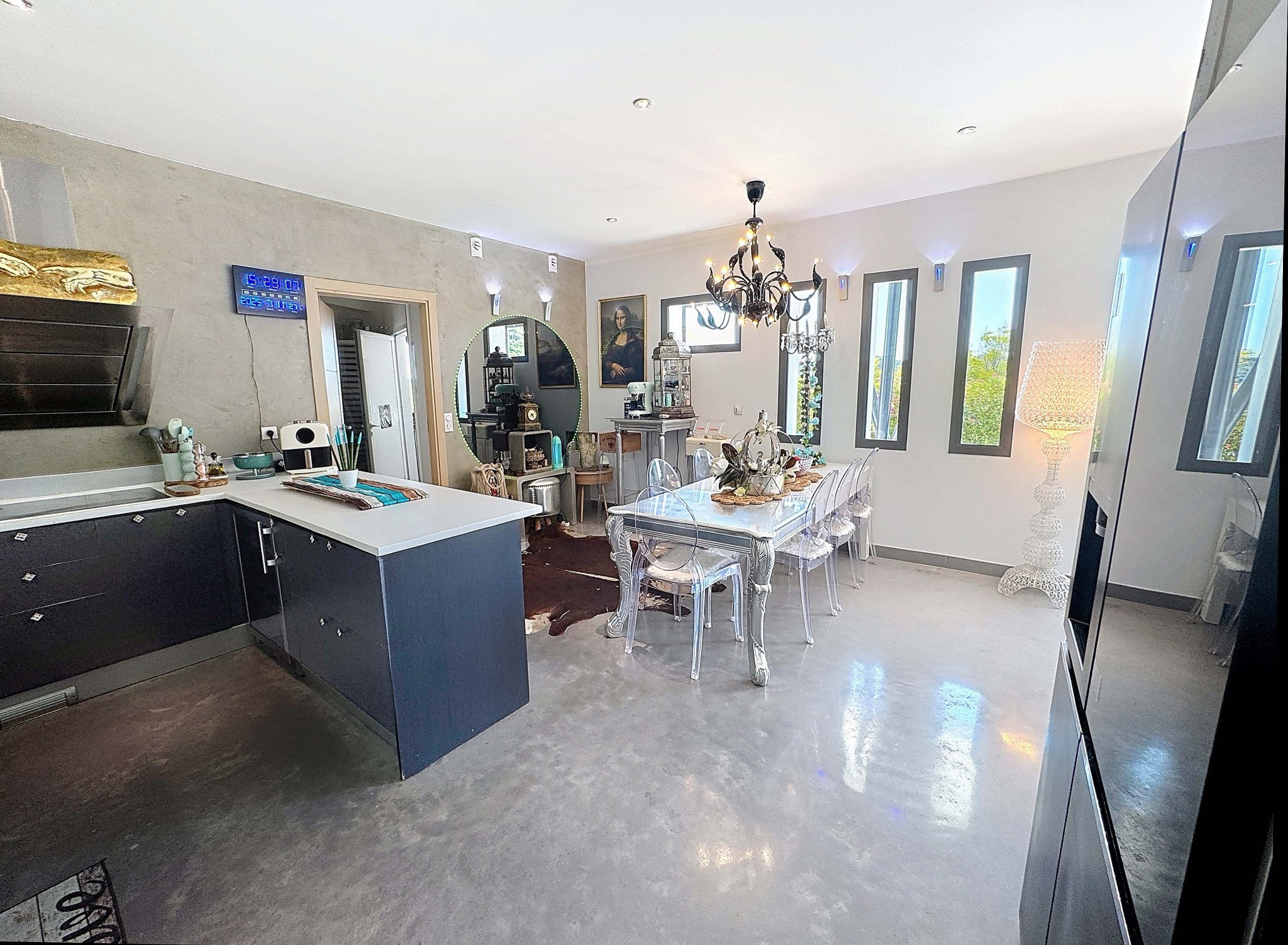 83700 DAINT RAPHAEL -VILLA CONTEMPORAINE F6 PISCINE JACUZZI — photo 16