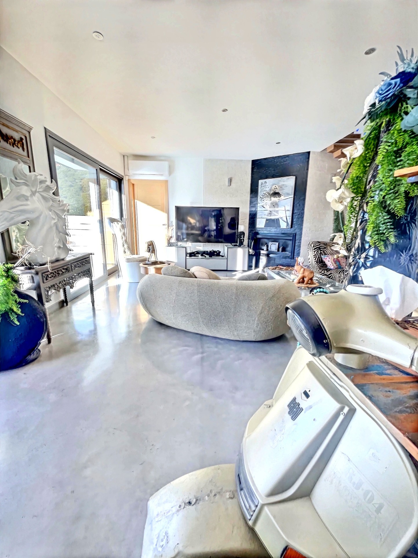 83700 DAINT RAPHAEL -VILLA CONTEMPORAINE F6 PISCINE JACUZZI — photo 15