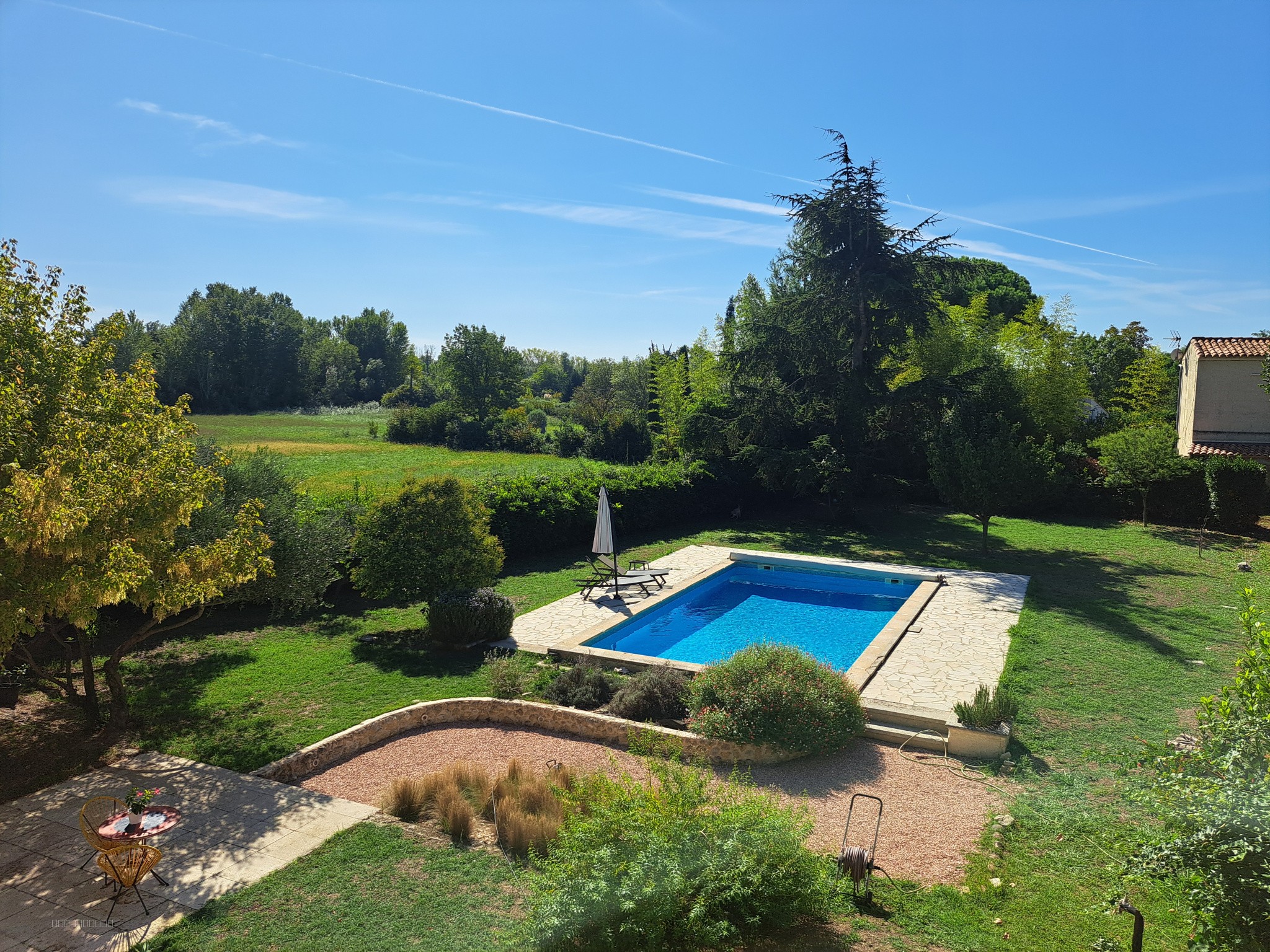 Mas avec piscine et garage proche du centre ville d'Arles — photo 2