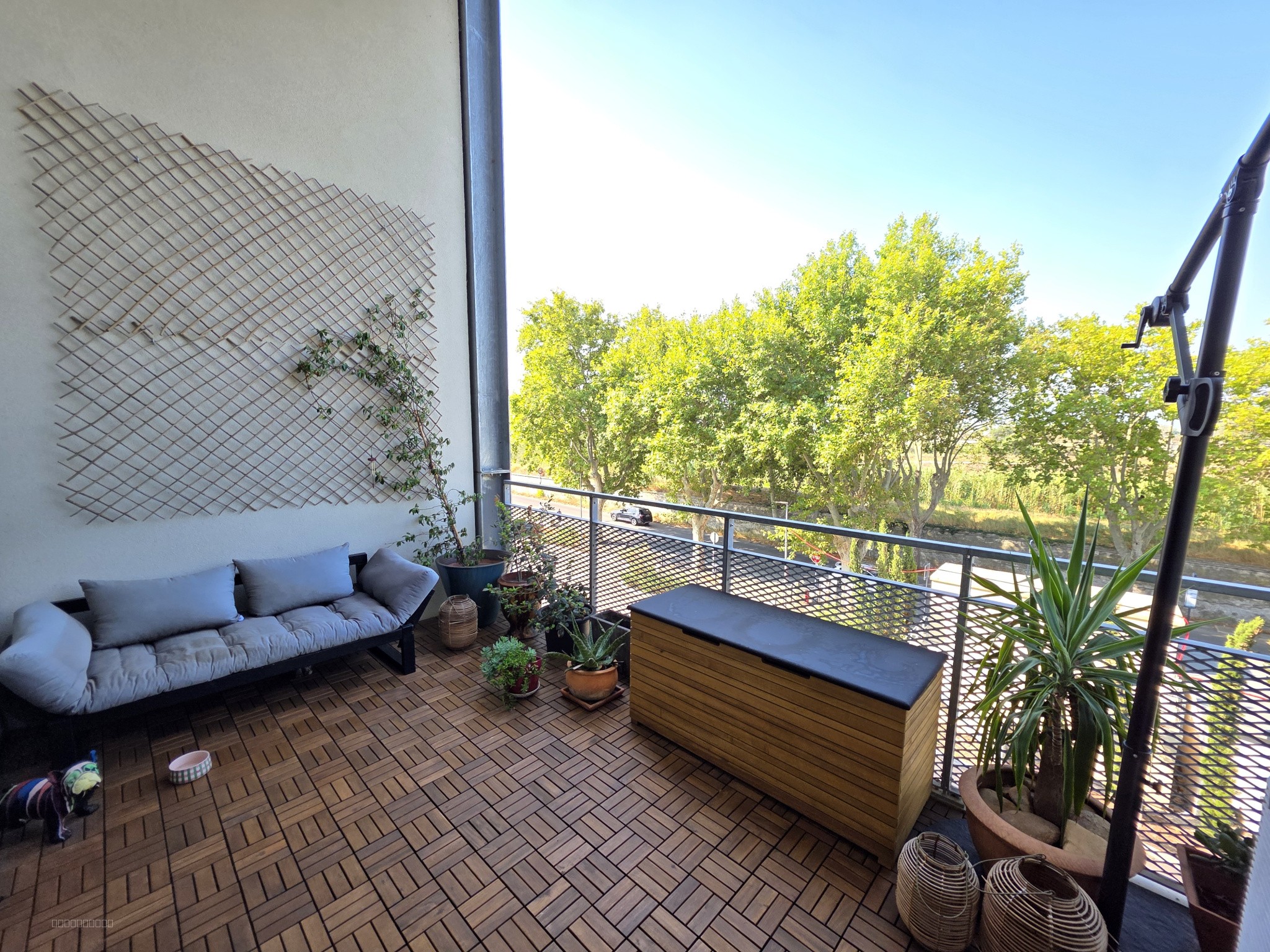 Appartement en duplex avec terrasse et parkings privatives — photo 2