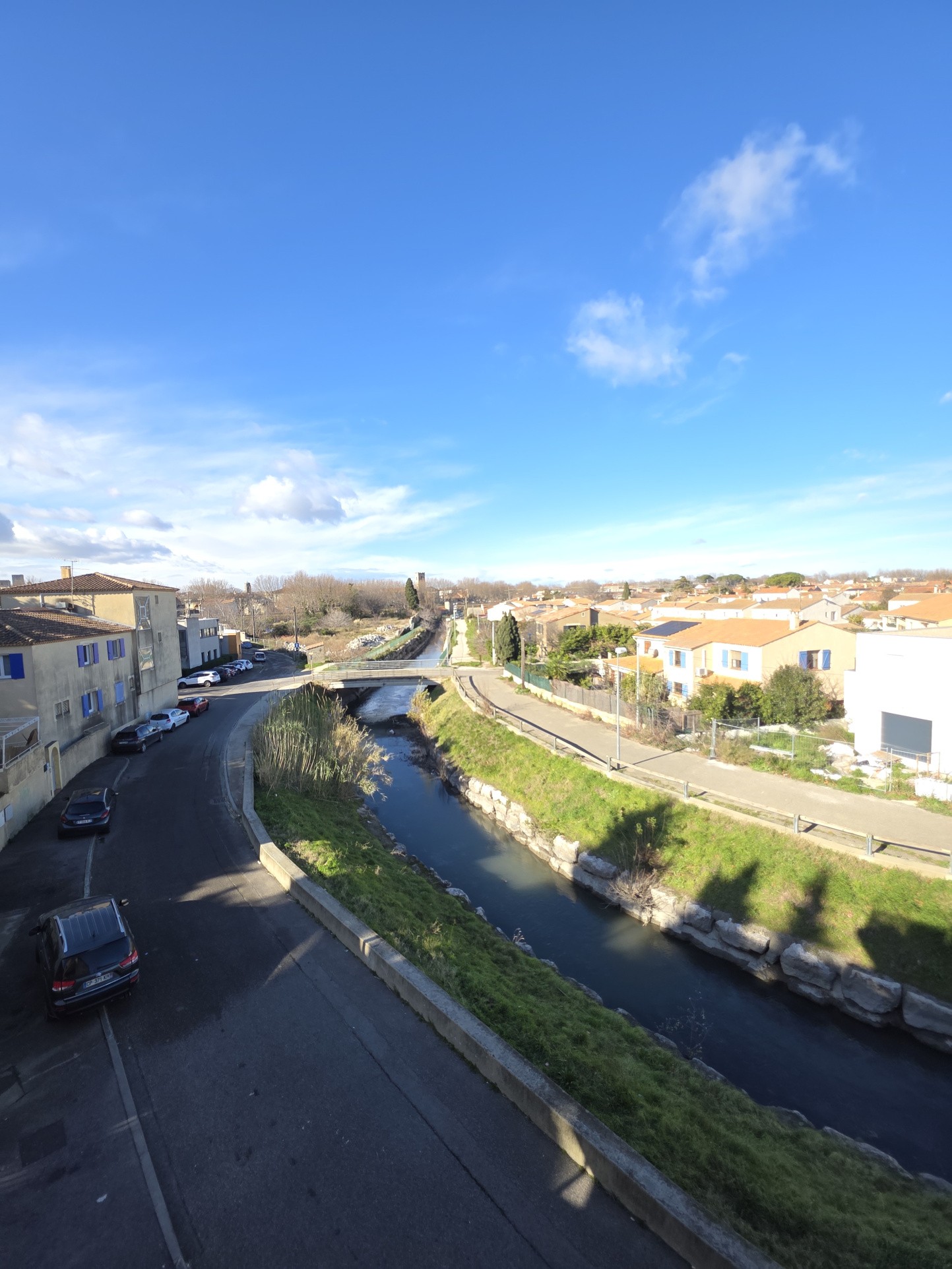 Appartement T3, terrasse, ascenseur, parking, proximité centre-ville Arles et écoles — photo 11