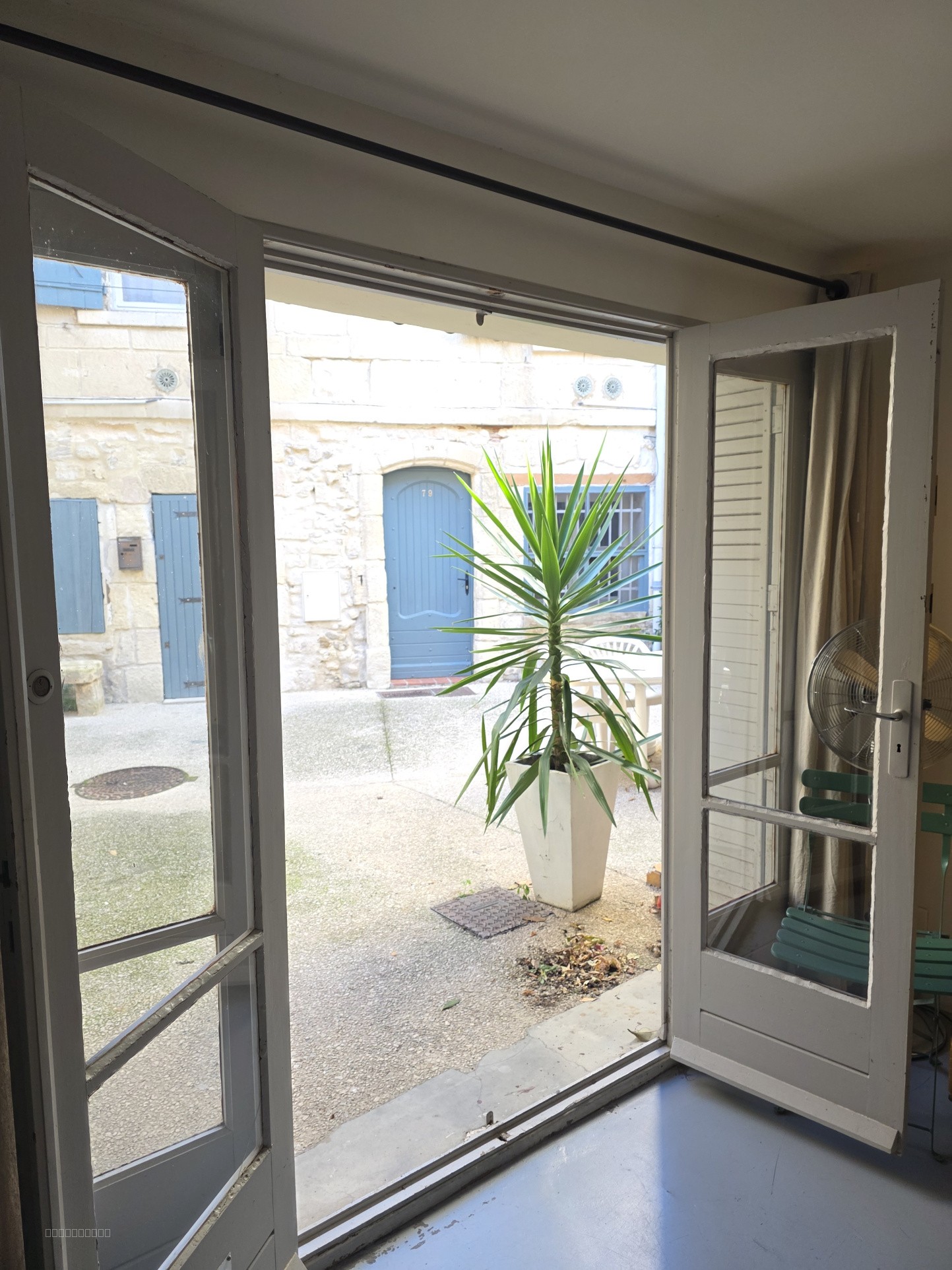 Arles Maison de ville divisée en 2 studios indépendants — photo 4