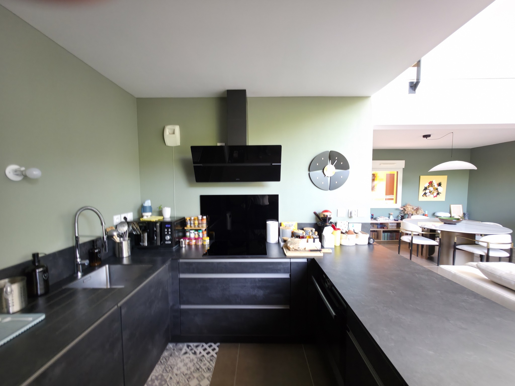 Appartement en duplex avec terrasse et parkings privatives — photo 6