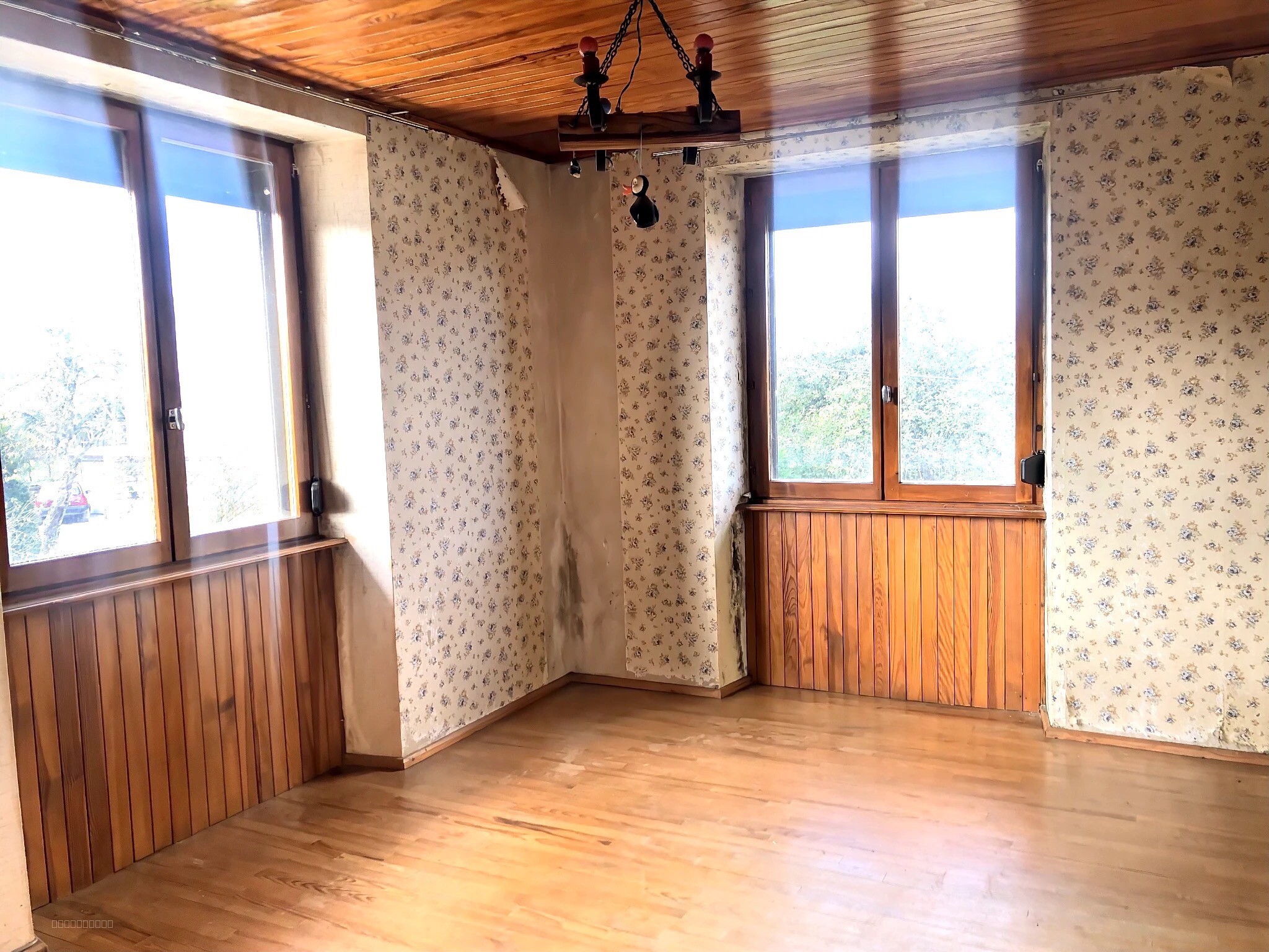 À vendre : Charmante Maison Individuelle avec Dépendance sur Grand Terrain a VELLEVANS 25430 — photo 8