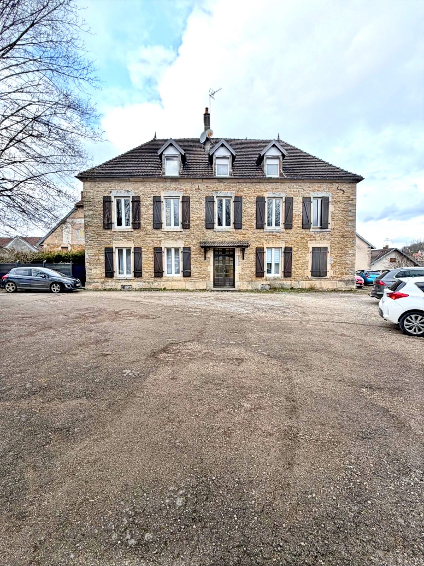 APPARTEMENT T3 POUILLEY LES VIGNES — photo 2
