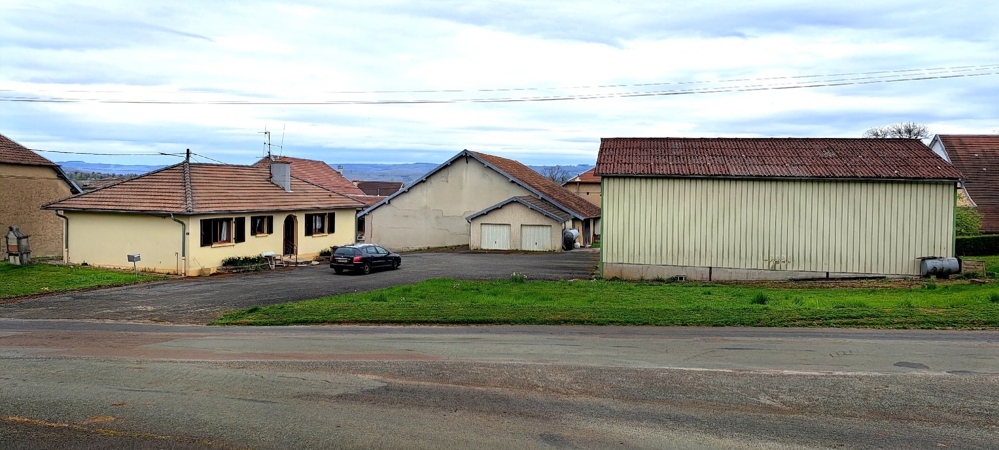 Maison individuelle avec dépendances 10 MNS SANCEY — photo 8
