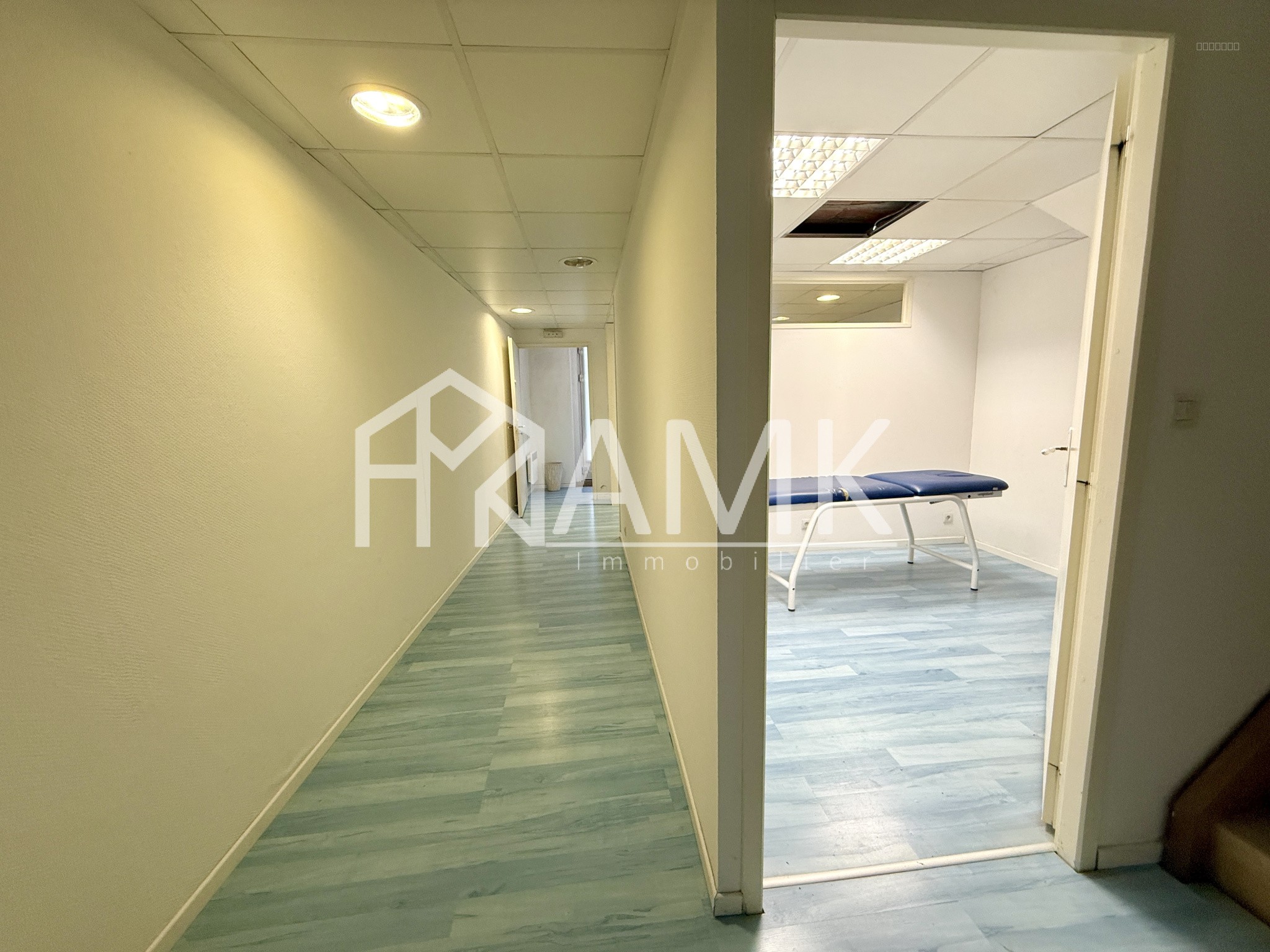 À LOUER   Local professionnel / commercial de 67 m2   Embrun (05200) — photo 5