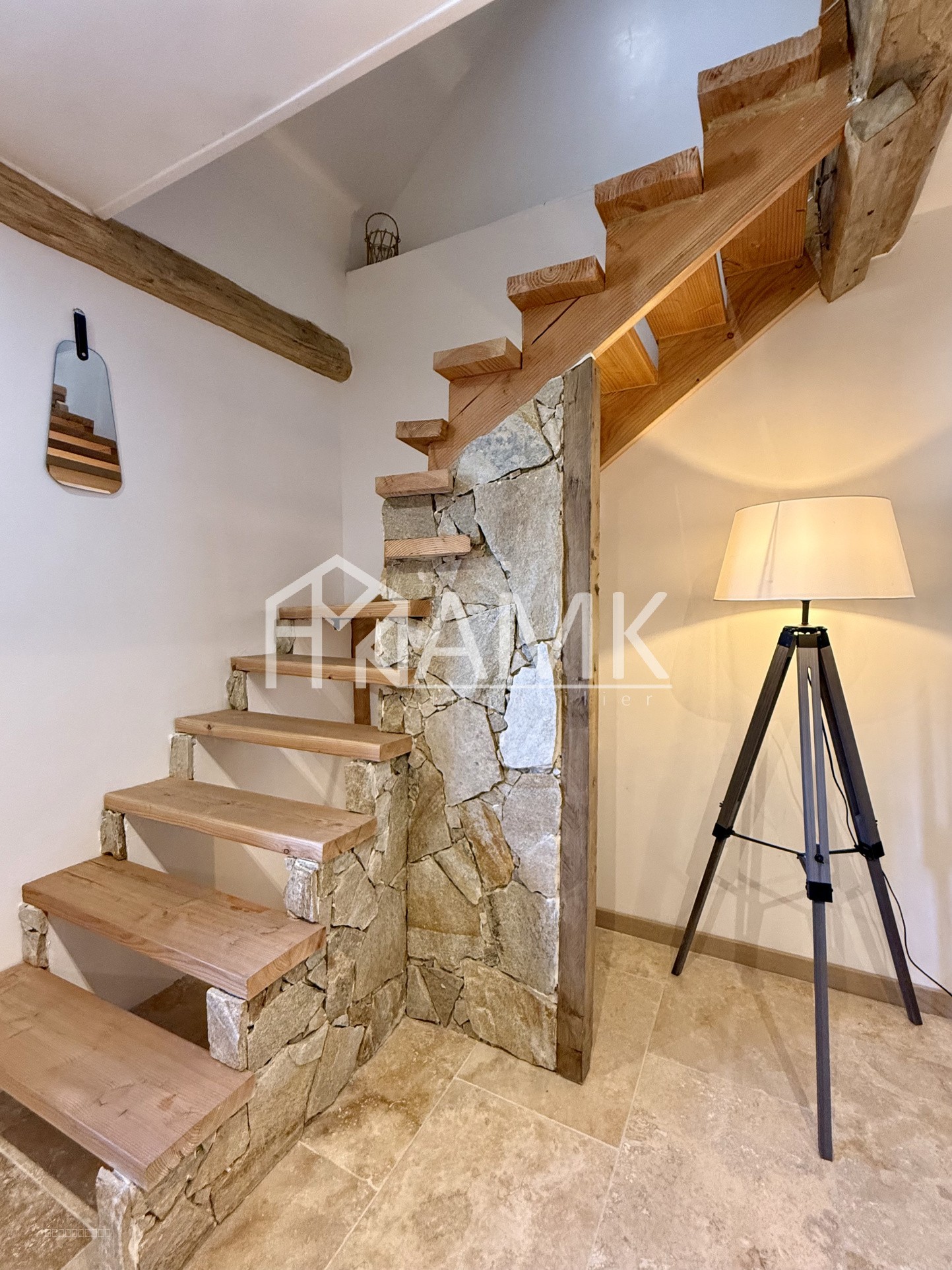Maison de charme rénovée en deux appartements - Proche du lac — photo 10