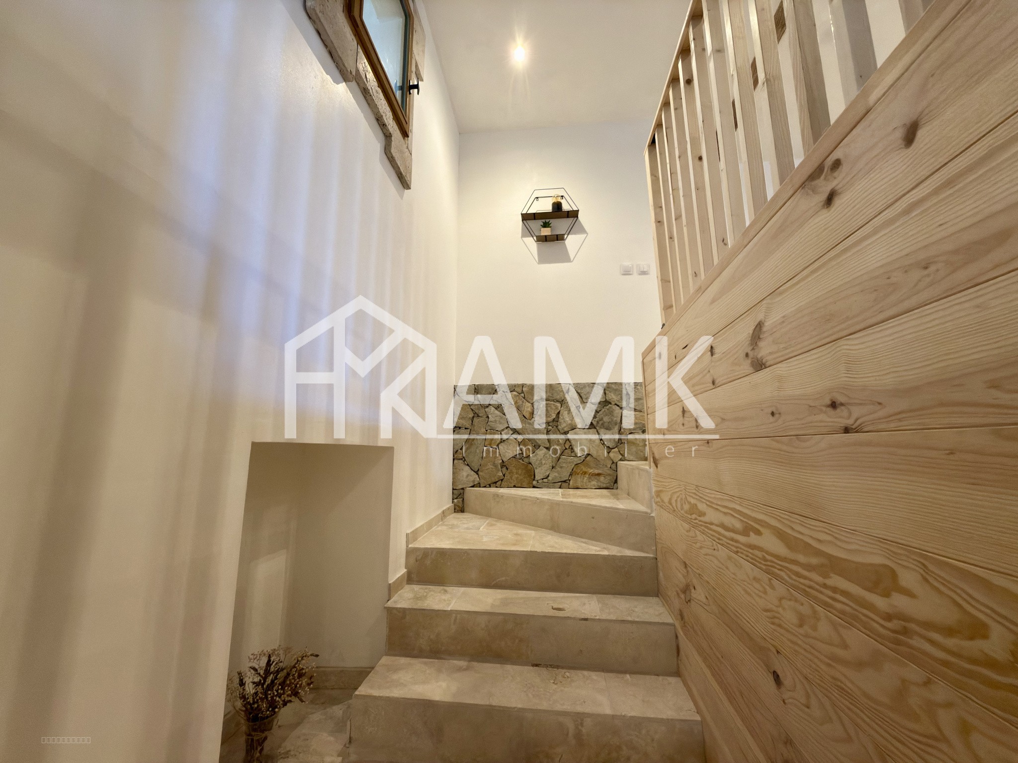 Maison de charme rénovée en deux appartements - Proche du lac — photo 8