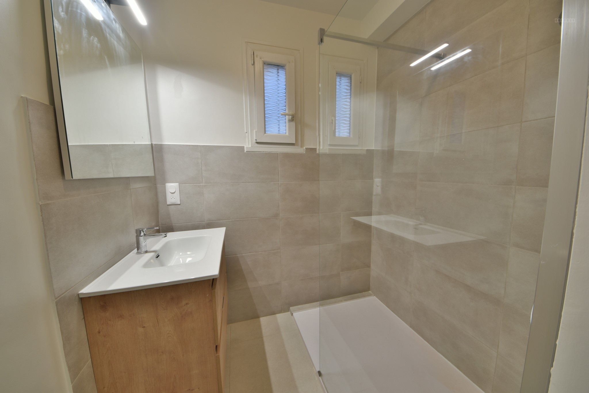 Maison rénovée 6 piéces aux Beylies Basses — photo 7