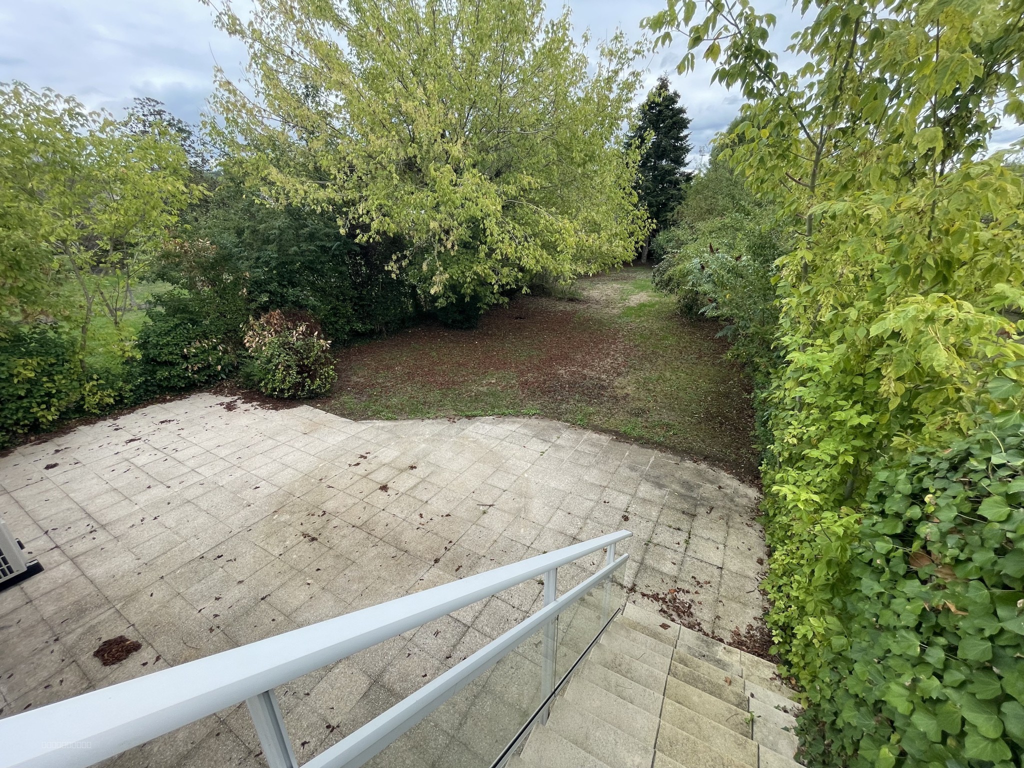 MAISON QUARTIER STADIUM — photo 8