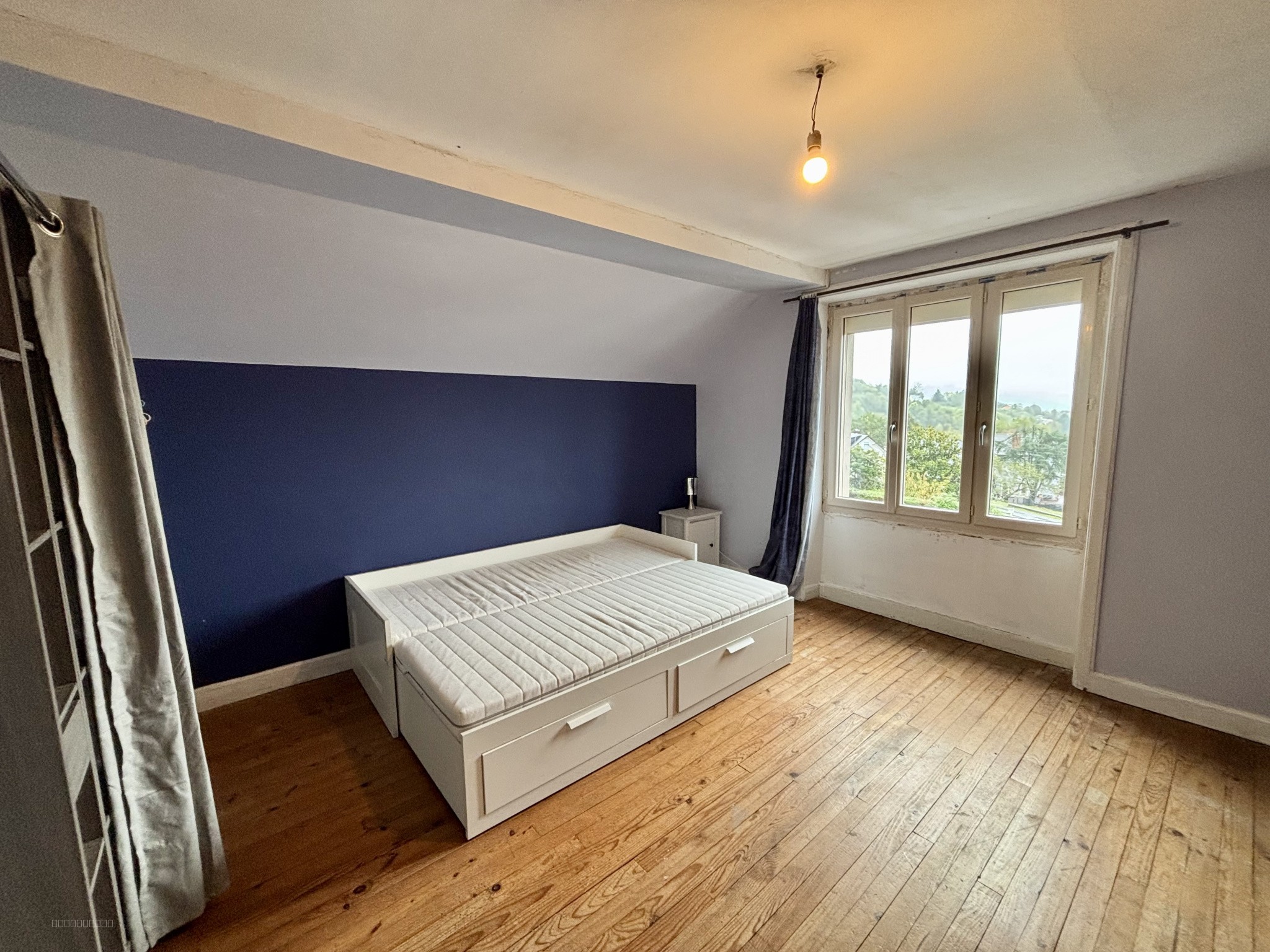 Maison et appartements à Vignols — photo 4