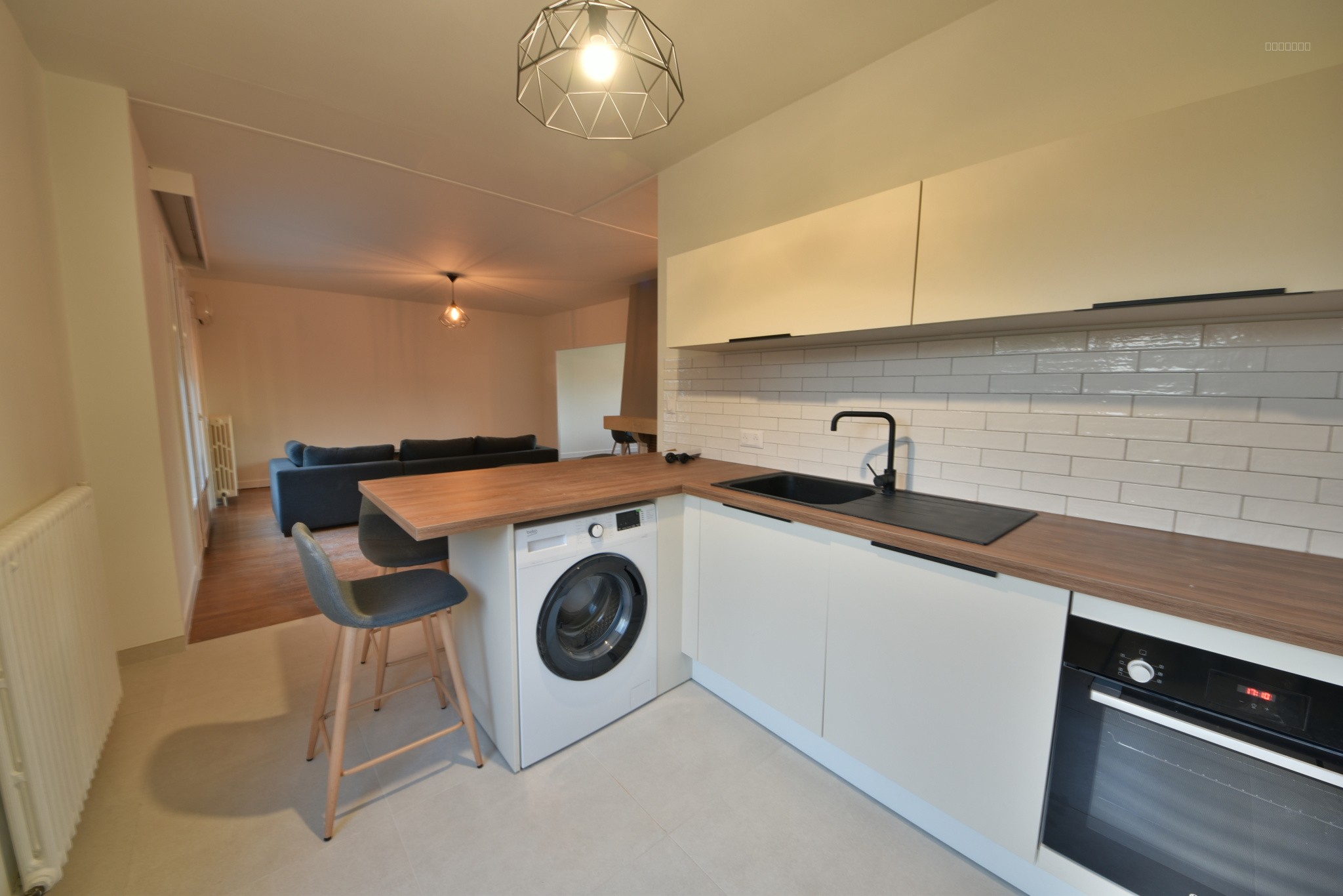 Maison rénovée 6 piéces aux Beylies Basses — photo 3