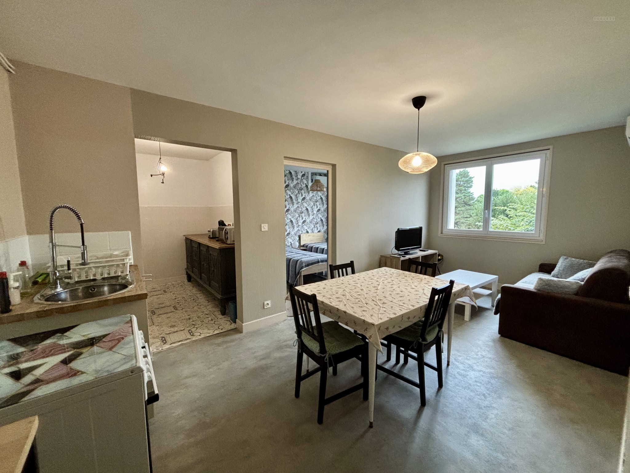 Maison et appartements à Vignols — photo 5