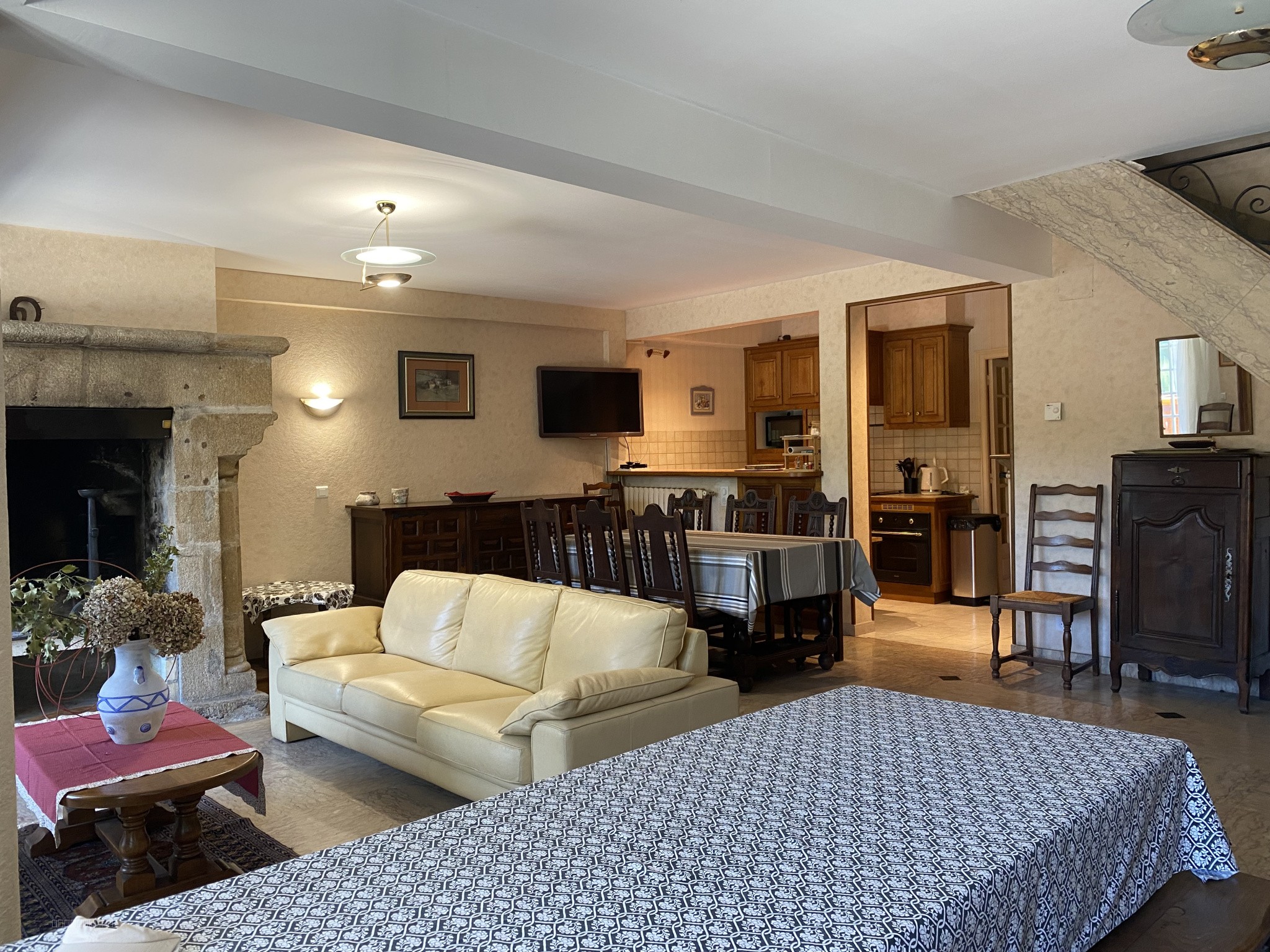 MAISON 155M2 SUR LA COMMUNE DE BEAULIEU — photo 2