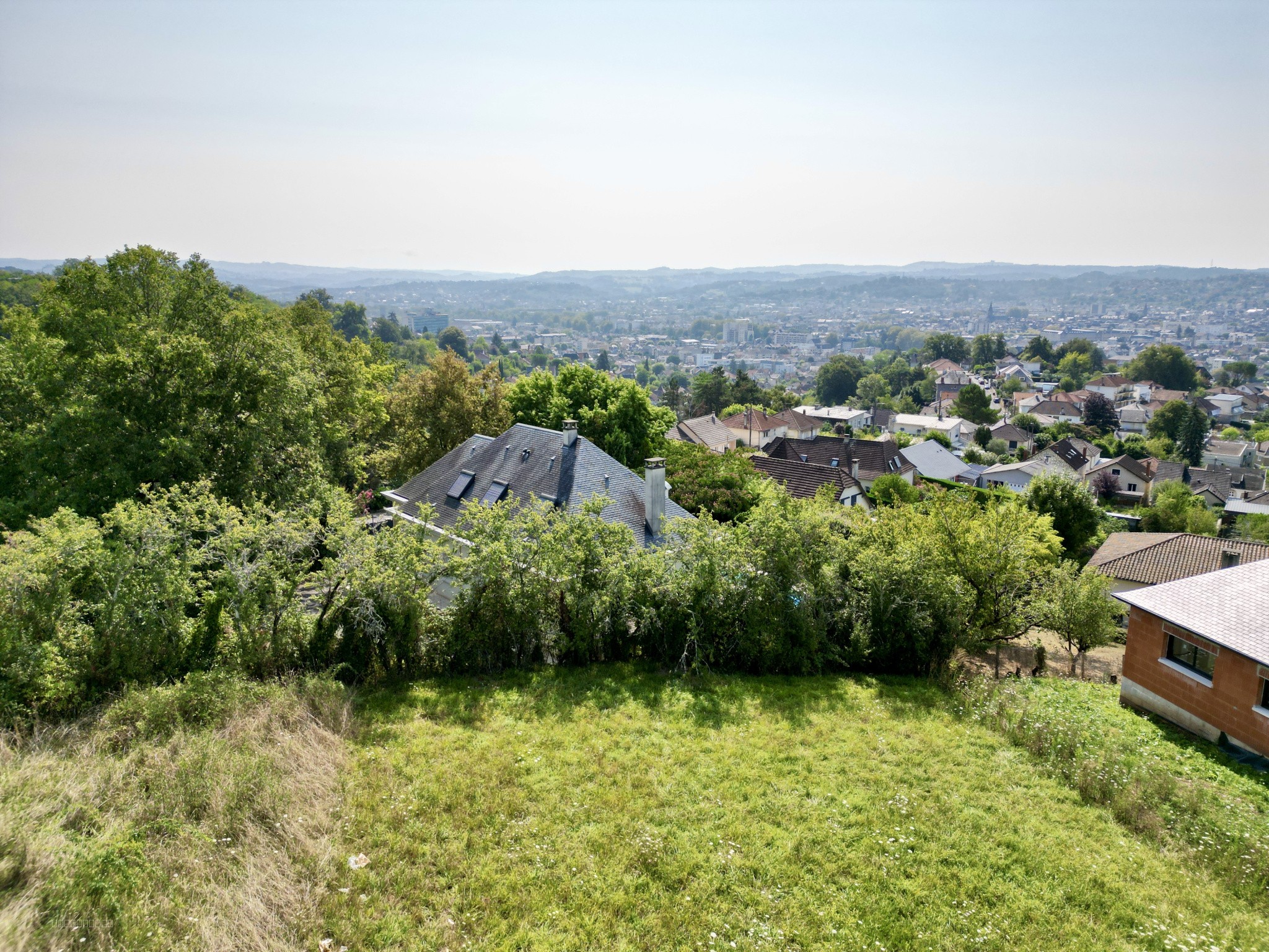 TERRAIN SUR LES HAUTEURS DE BRIVE — photo 2