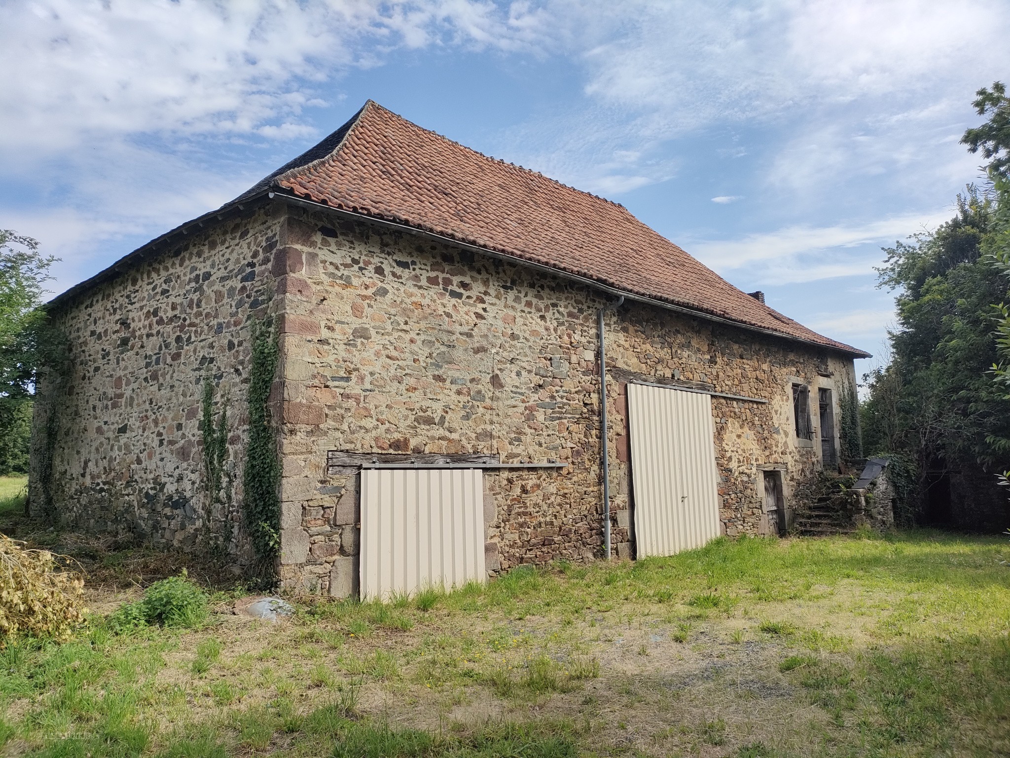 Maison en pierre 3 pièces — photo 2