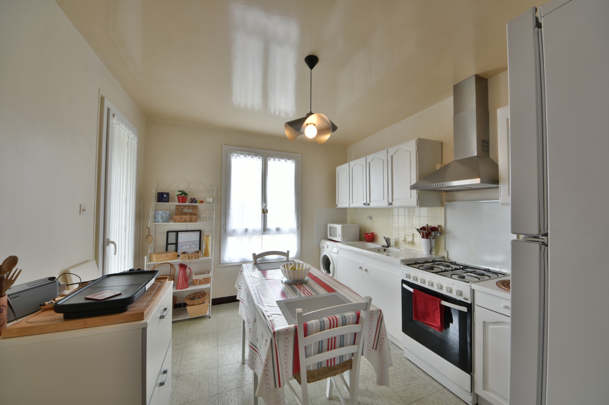 APPARTEMENT F2 ROSIERS — photo 3