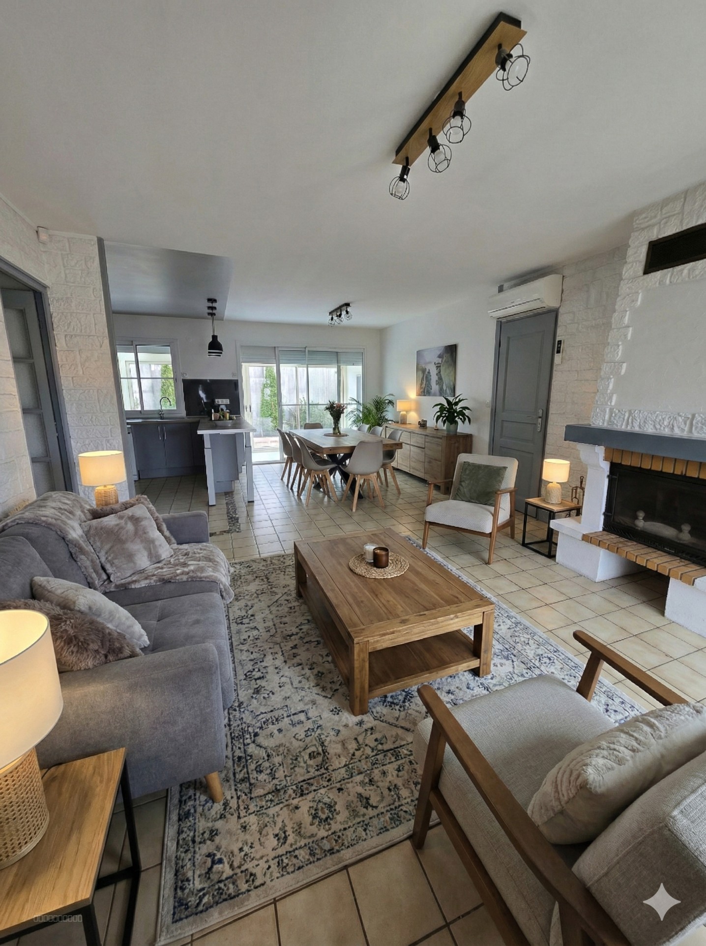 BLANQUEFORT (33290)   Maison rénovée (2019)   120 m2   6 pièces   4 chambres   Terrain 450 m2   Garage + mezza — photo 2