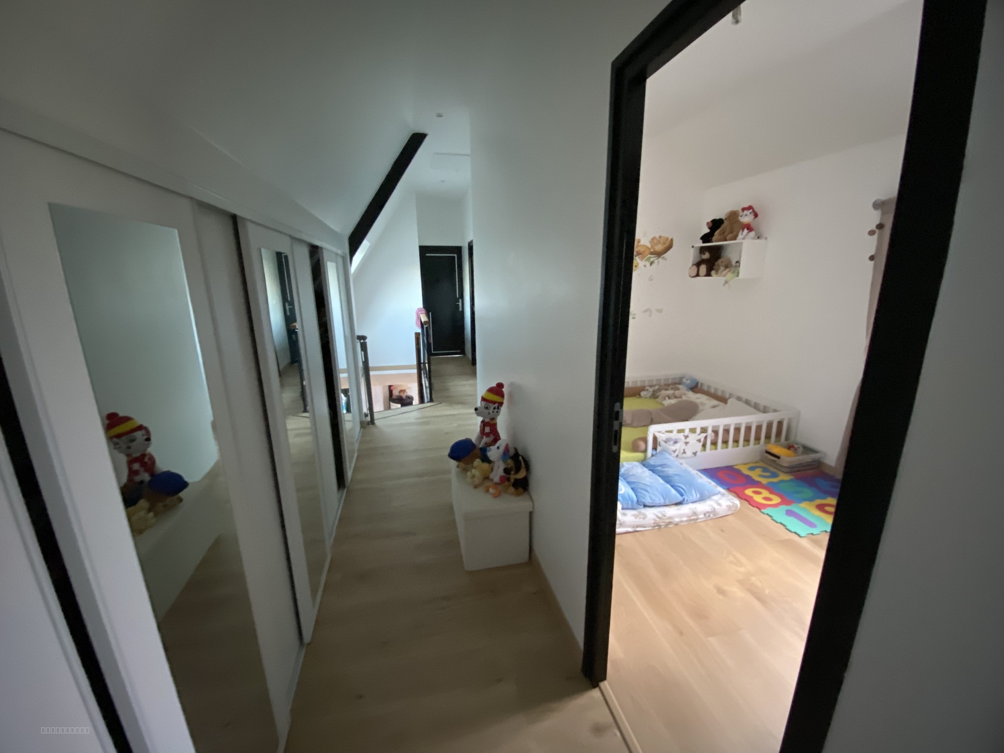 Maison rénovée T5 de 120 m2 avec petit jardin située à Bretteville du grand Caux — photo 12
