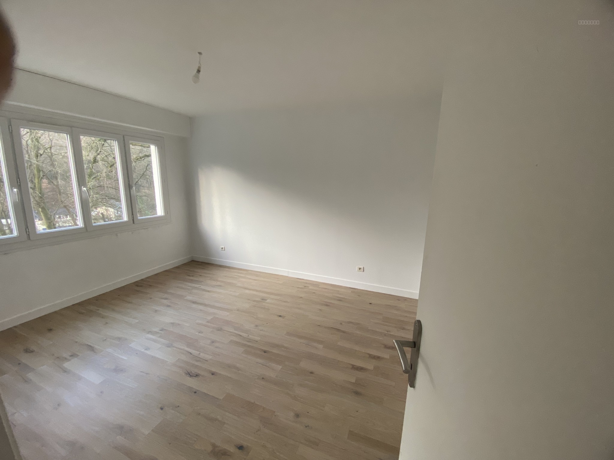 Maison mitoyenne T4 de 93 m2 avec garage et cours extérieure situé à YPORT — photo 11