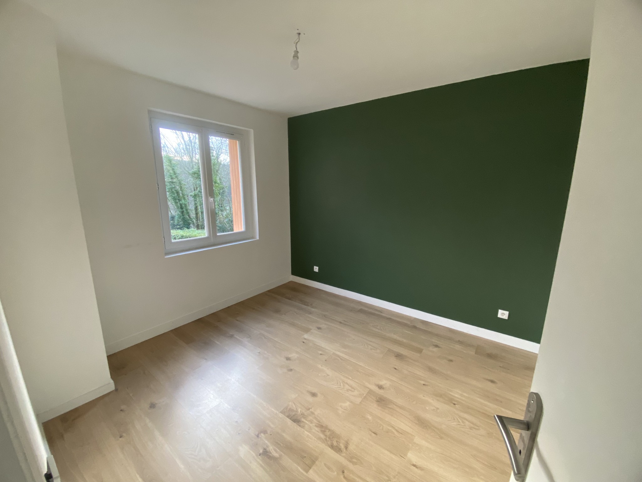 Maison mitoyenne T4 de 93 m2 avec garage et cours extérieure situé à YPORT — photo 13