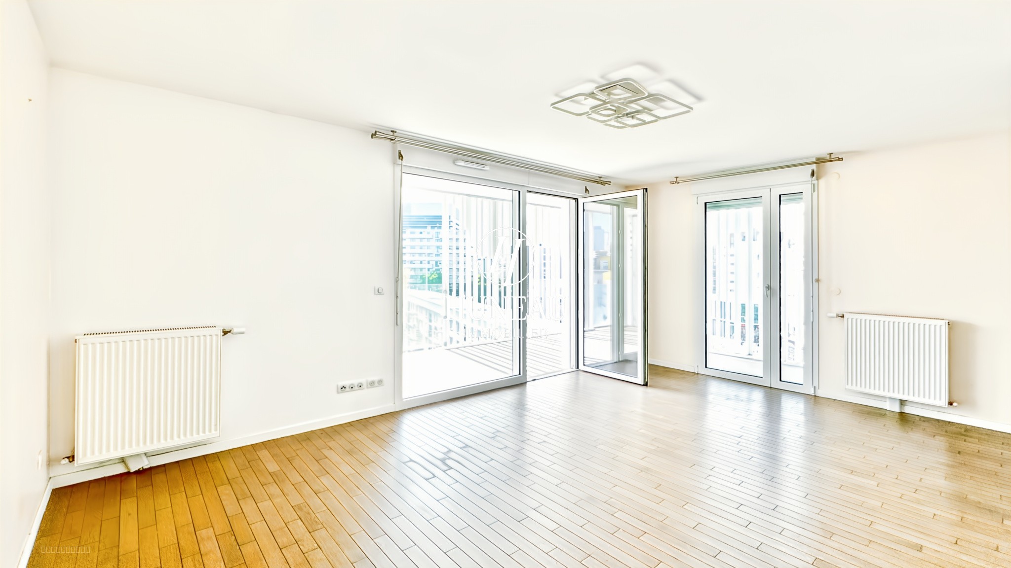 APPARTEMENT 4 PIÈCES EN ÉTAGE ÉLEVÉ AVEC TERRASSE DE 33 M2 — photo 2