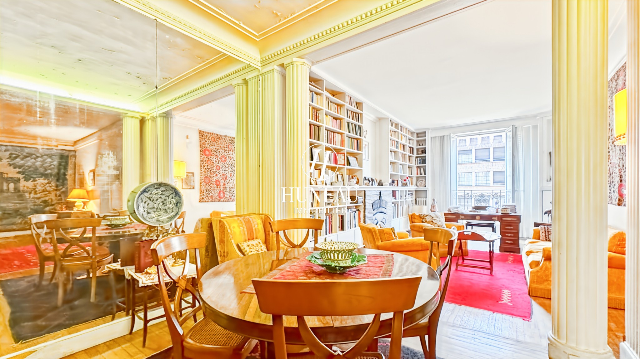 APPARTEMENT AVEC DE BEAUX VOLUMES, BEAUCOUP DE POTENTIEL ET UNE CHAMBRE DE SERVICE — photo 10