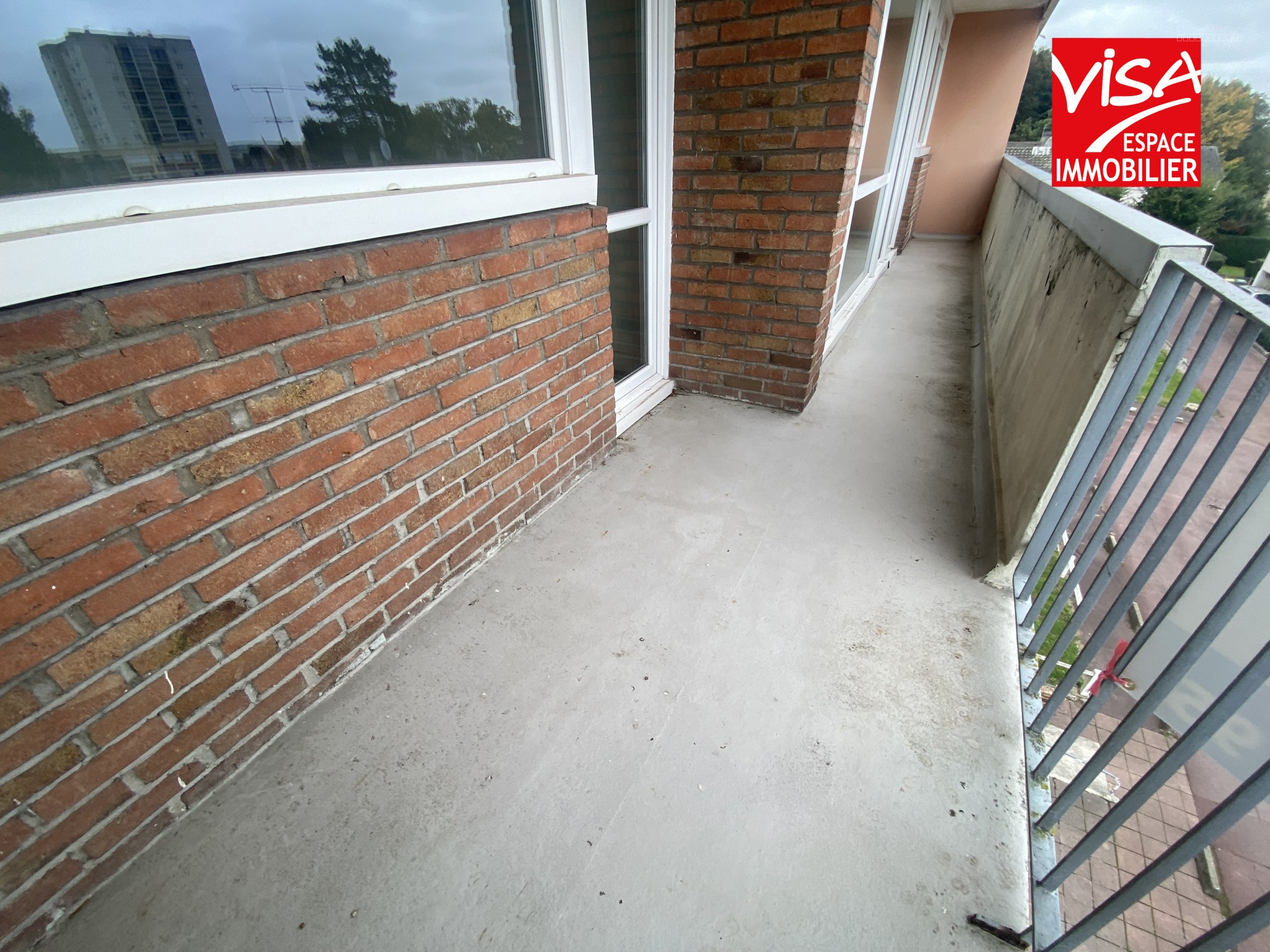 Appartement F2 VILLIERS LE BEL — photo 3