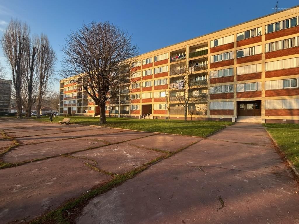 Appartement F5 VILLIERS LE BEL — photo 5