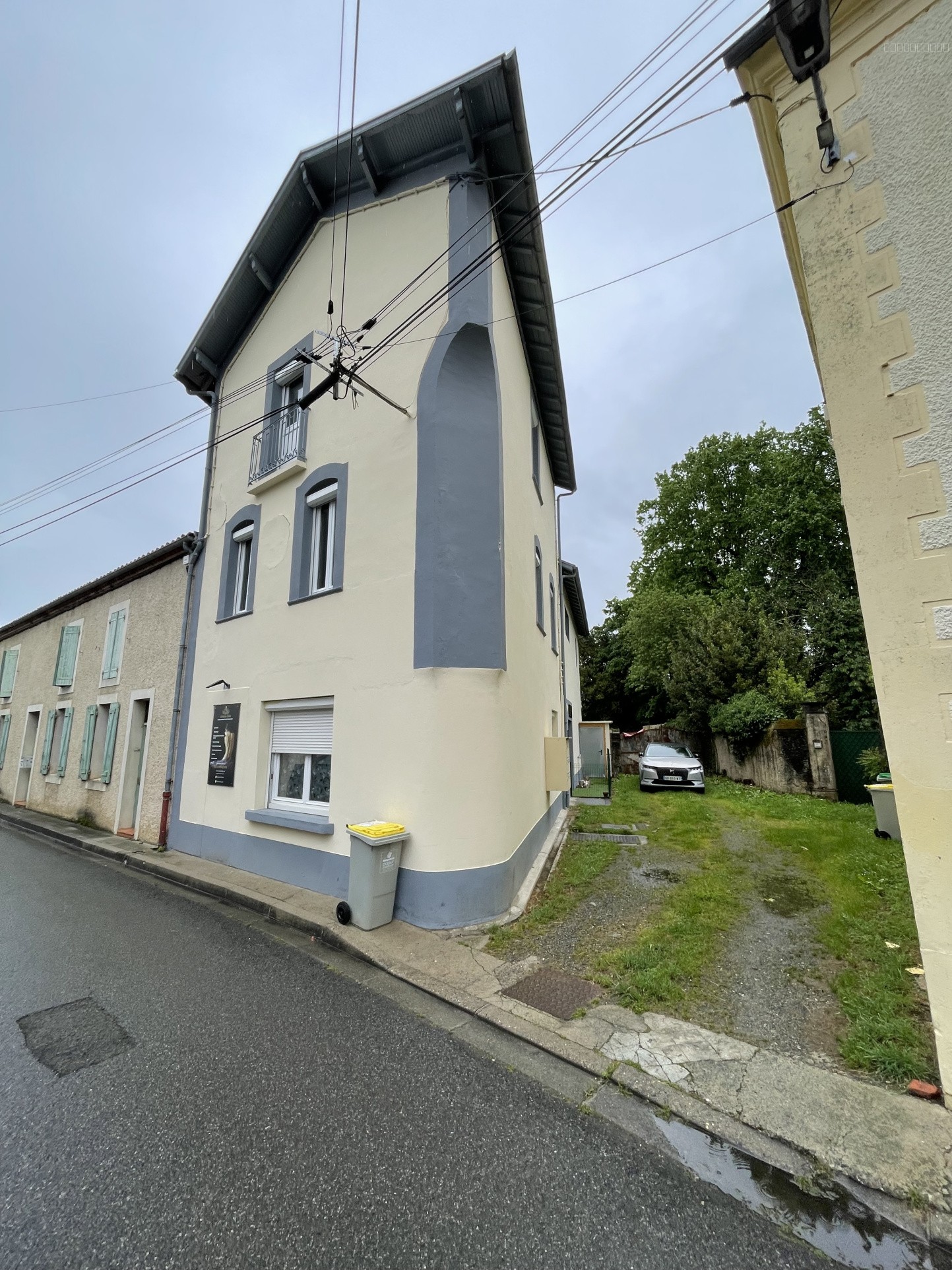 Studio à louer dans le centre ville de Vic-en-Bigorre — photo 7