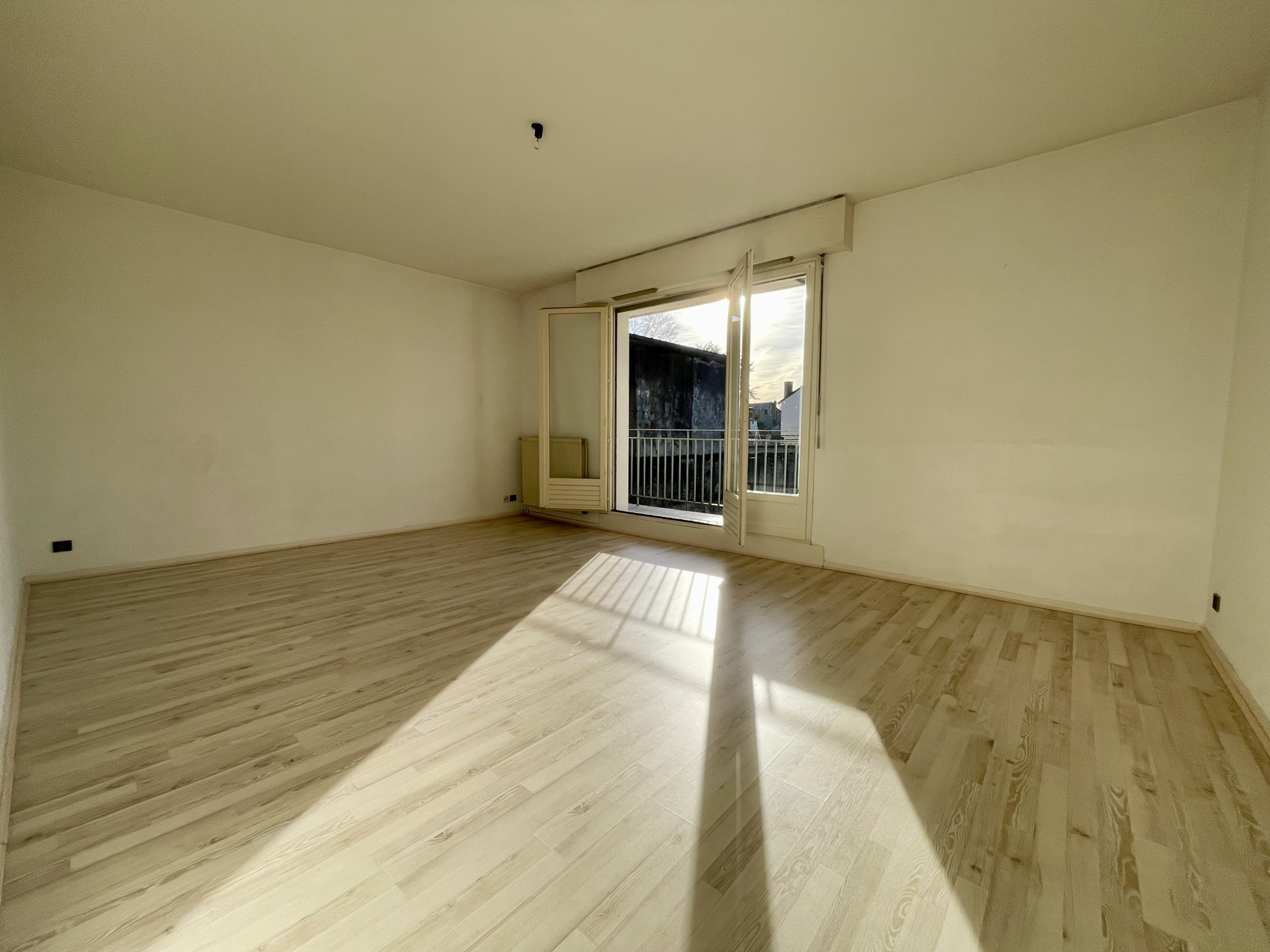 Appartement T2 proche Verdun dans une résidence de standing — photo 3