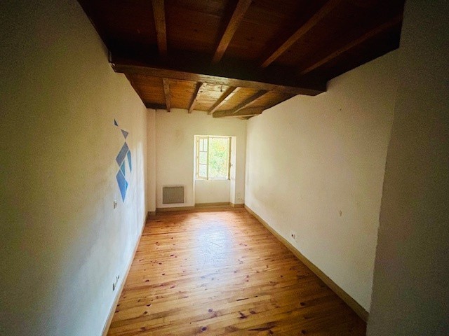 Vic-En-Bigorre : villa avec 3 chambres à acheter — photo 8