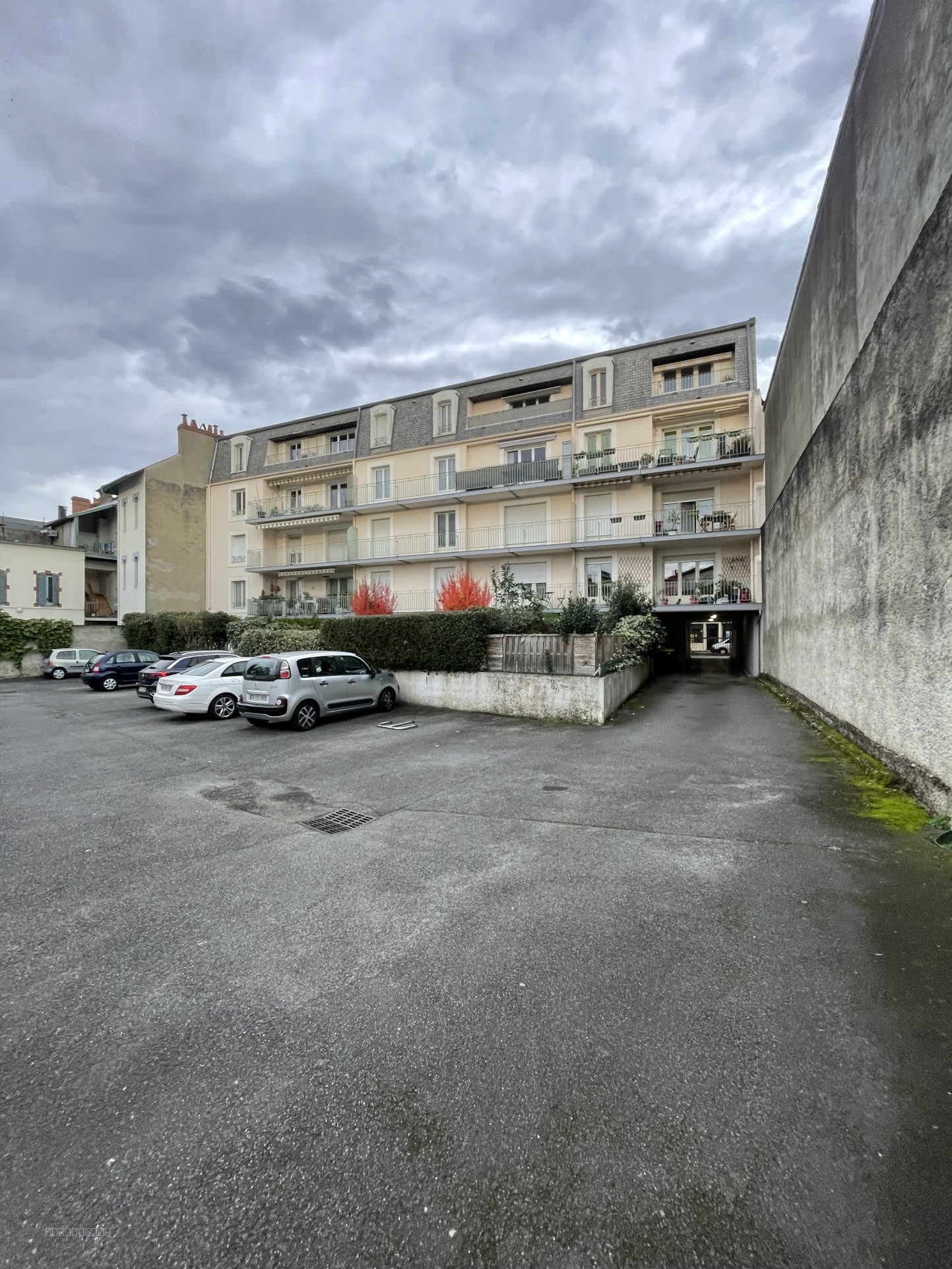 Appartement T2 proche Verdun dans une résidence de standing — photo 2