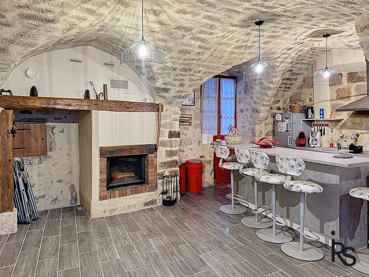 Maison de village de 75,7 m2 dans le centre historique du village — photo 5